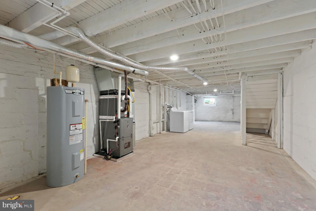 BIDDLE STREET - Residential