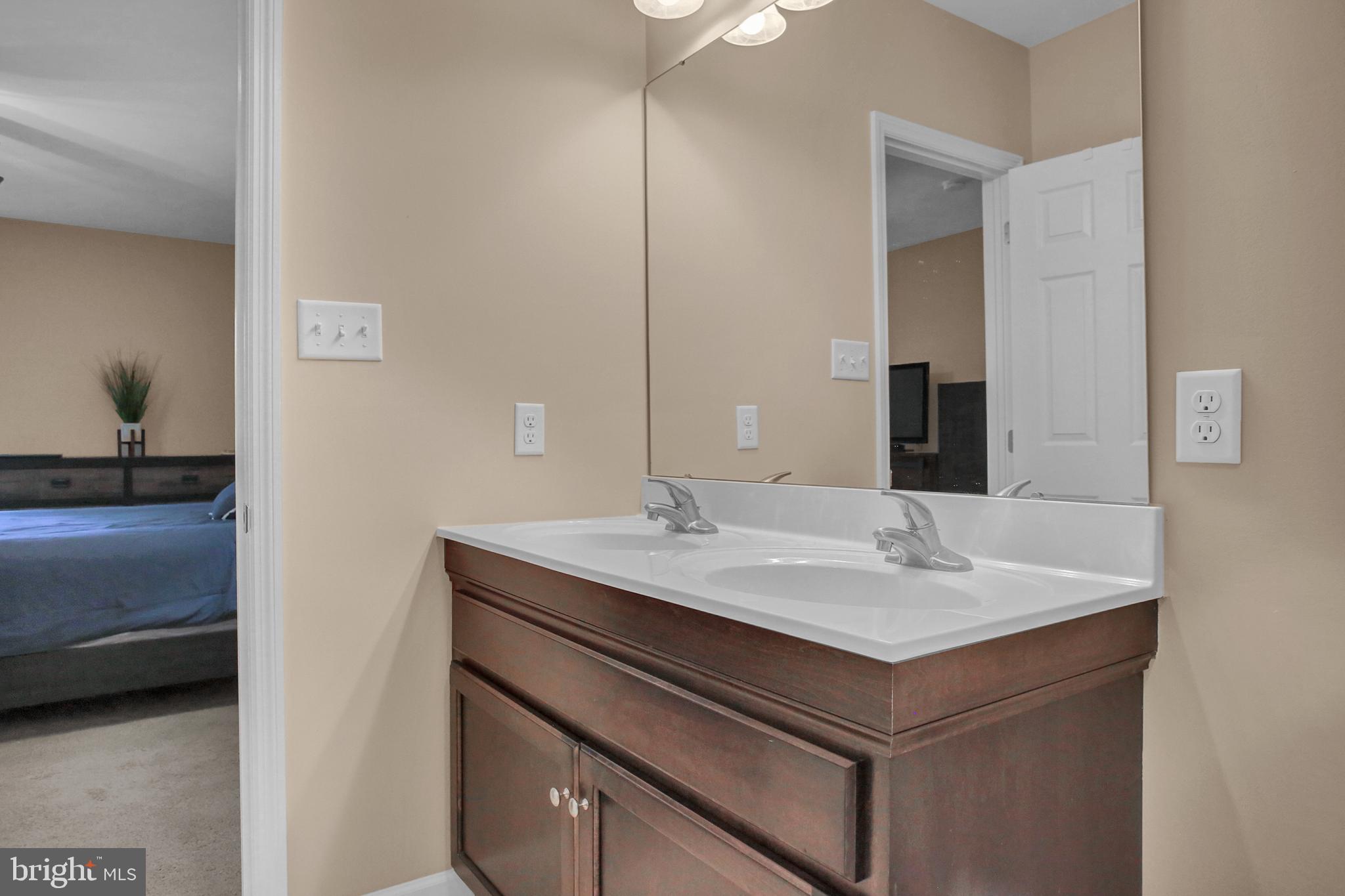 GREEN VALLEY WEST - Residential