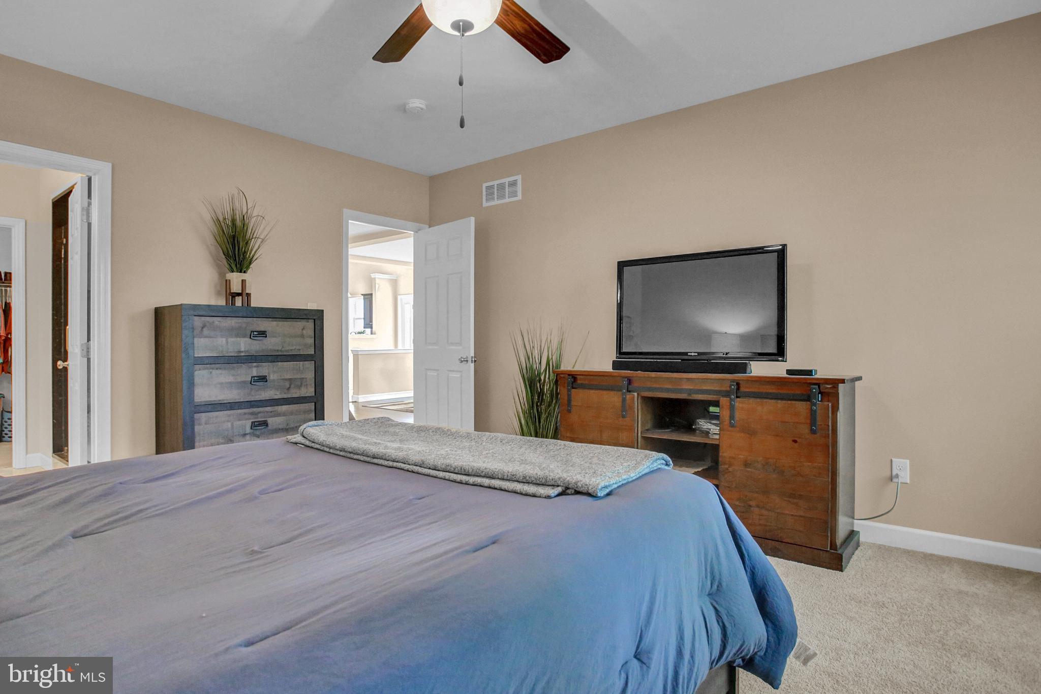 GREEN VALLEY WEST - Residential
