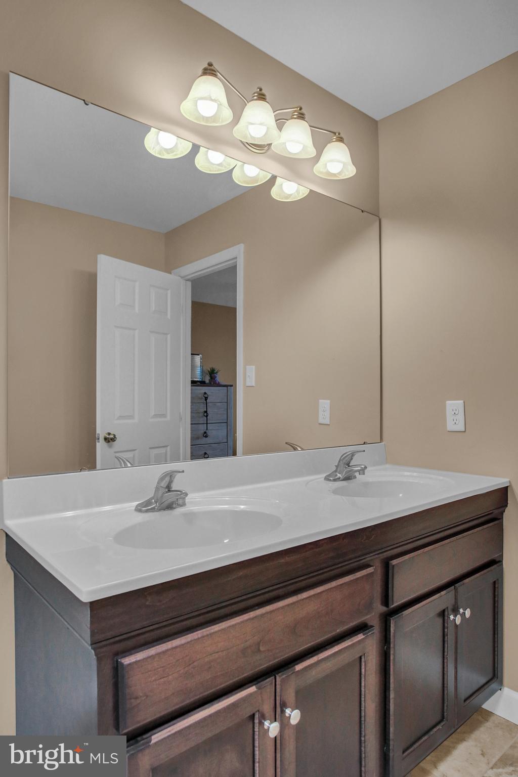 GREEN VALLEY WEST - Residential