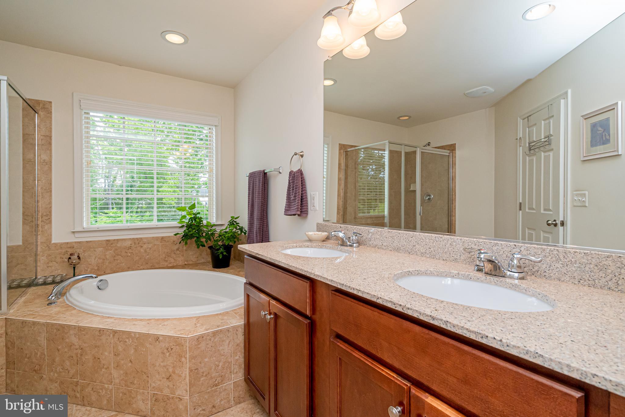 ALEXANDERS CHASE - Residential