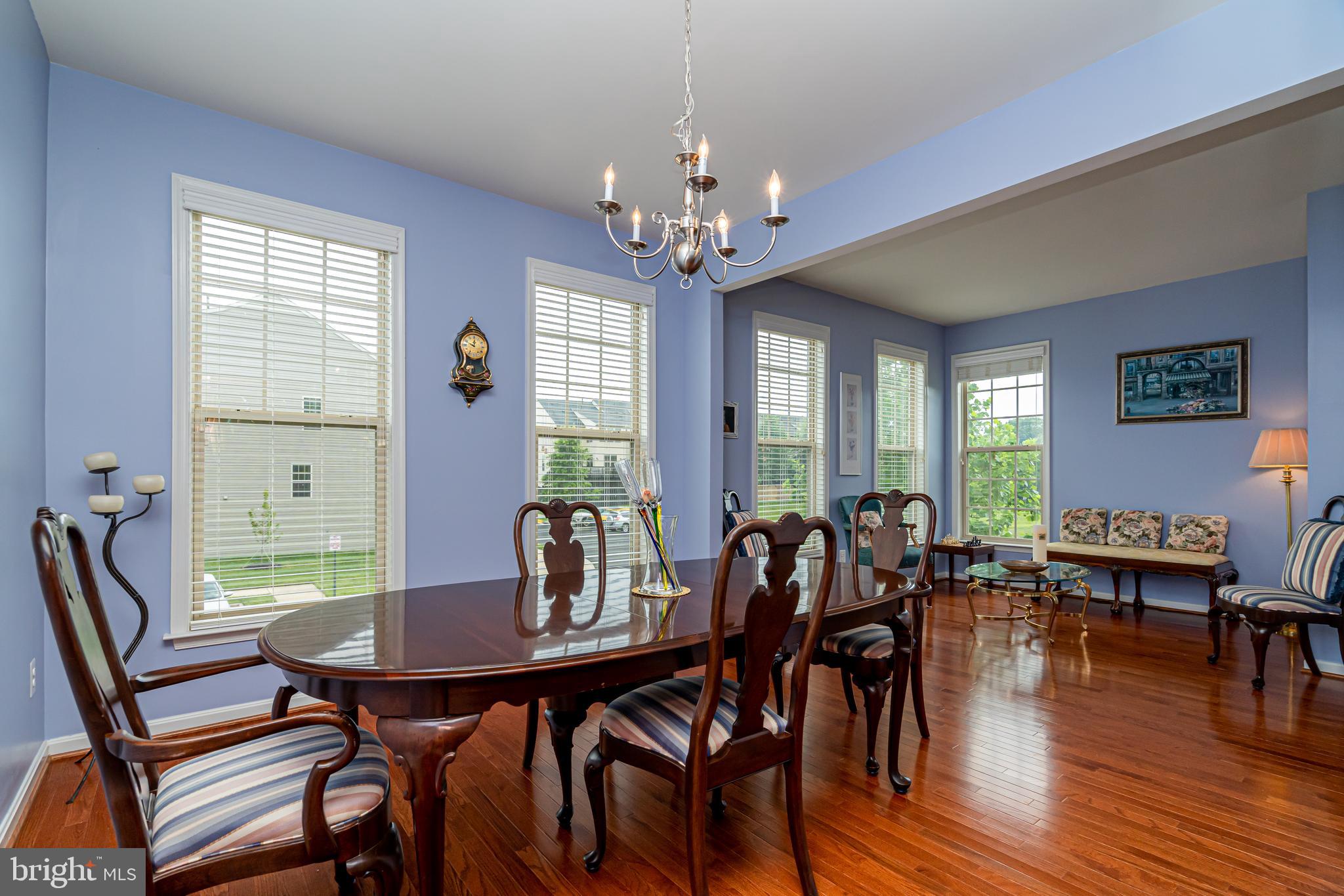 ALEXANDERS CHASE - Residential