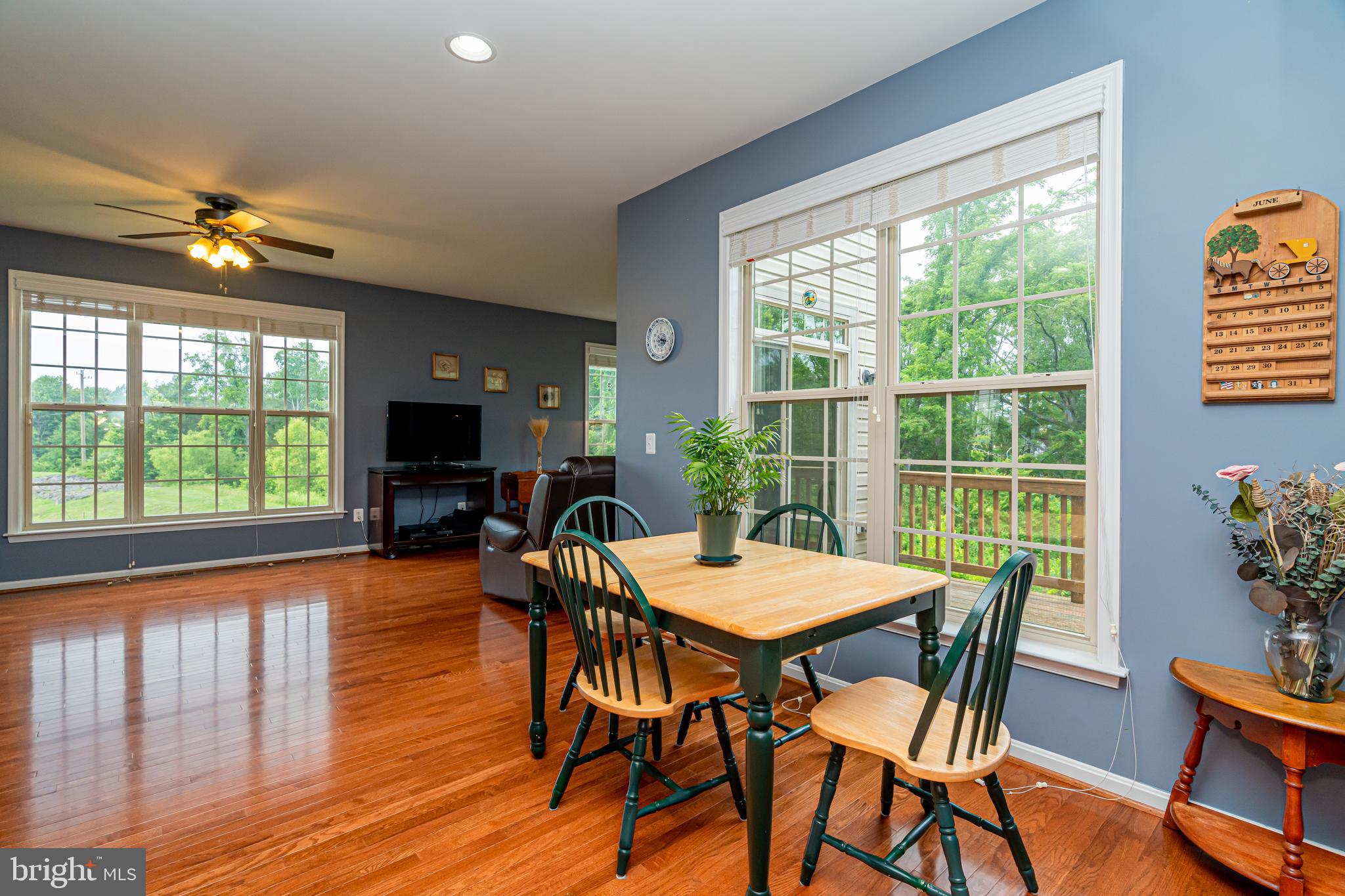 ALEXANDERS CHASE - Residential