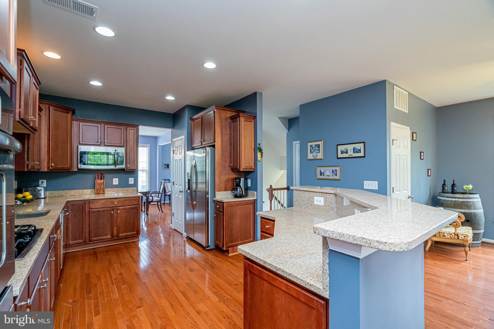 ALEXANDERS CHASE - Residential