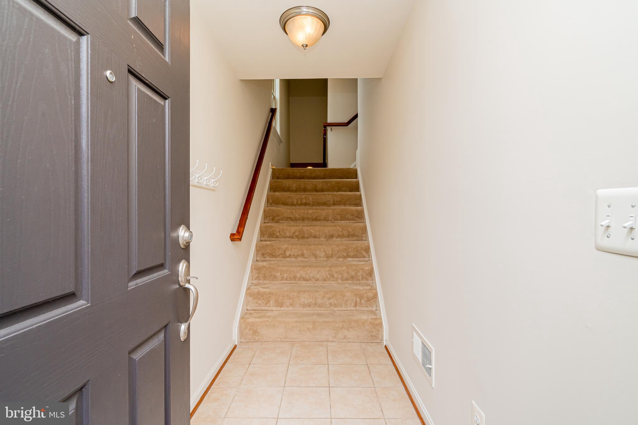 ALEXANDERS CHASE - Residential