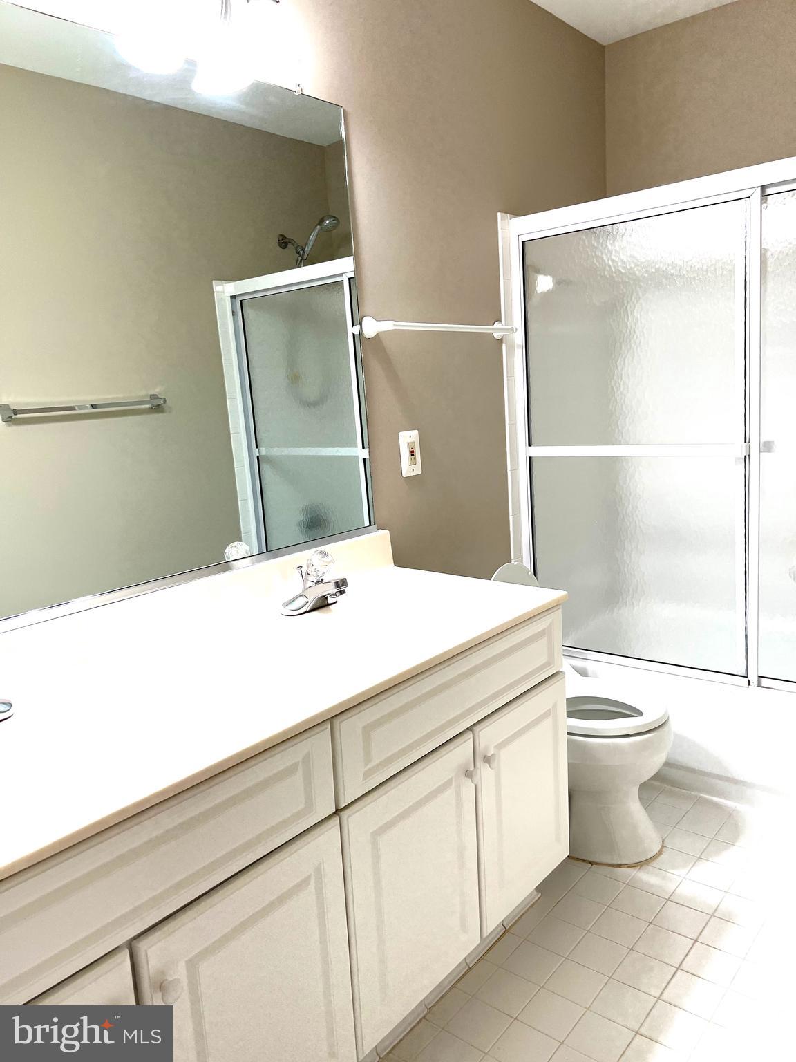 TOWER OAKS - Residential