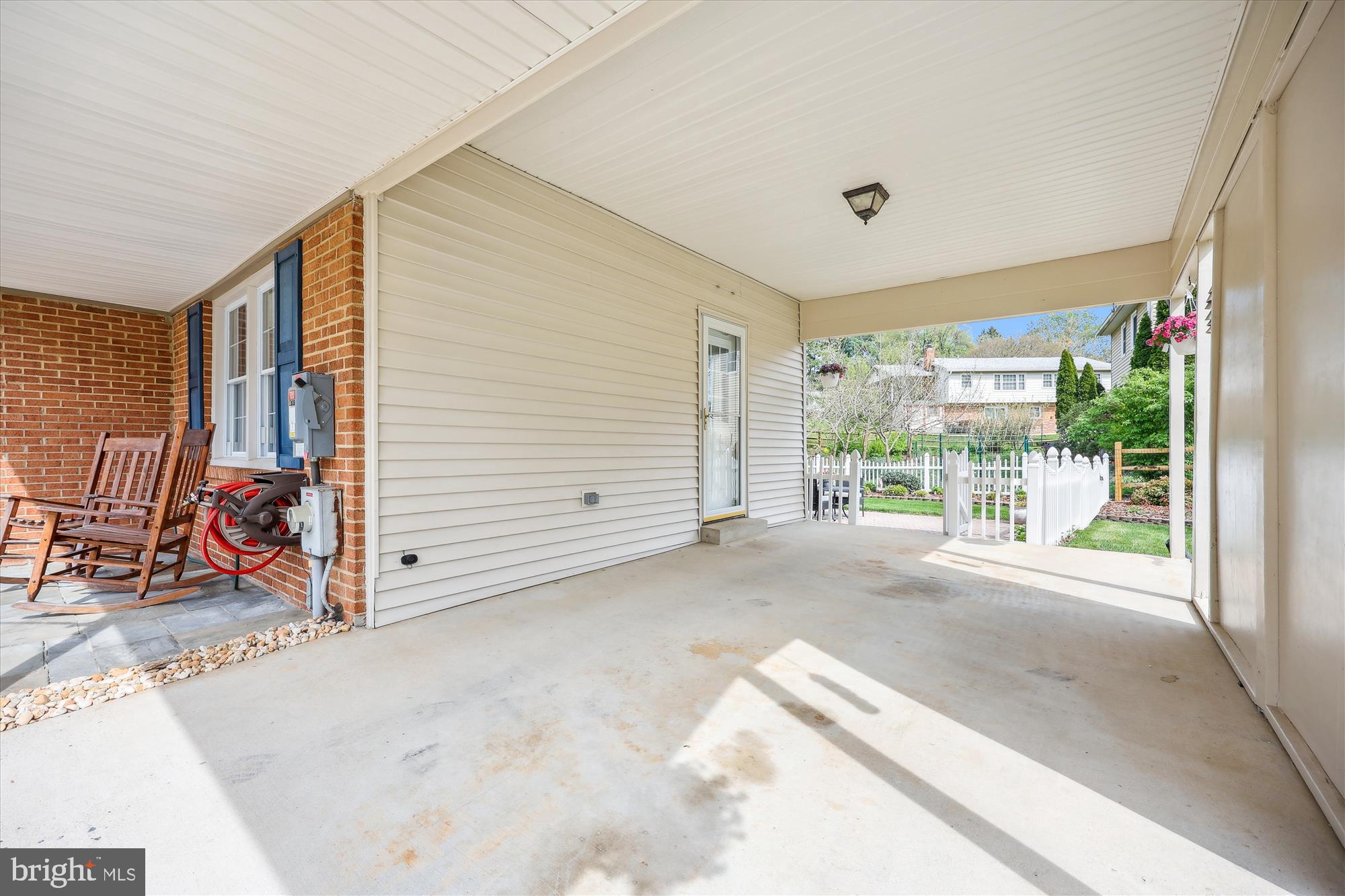 WEST RIDING - Residential