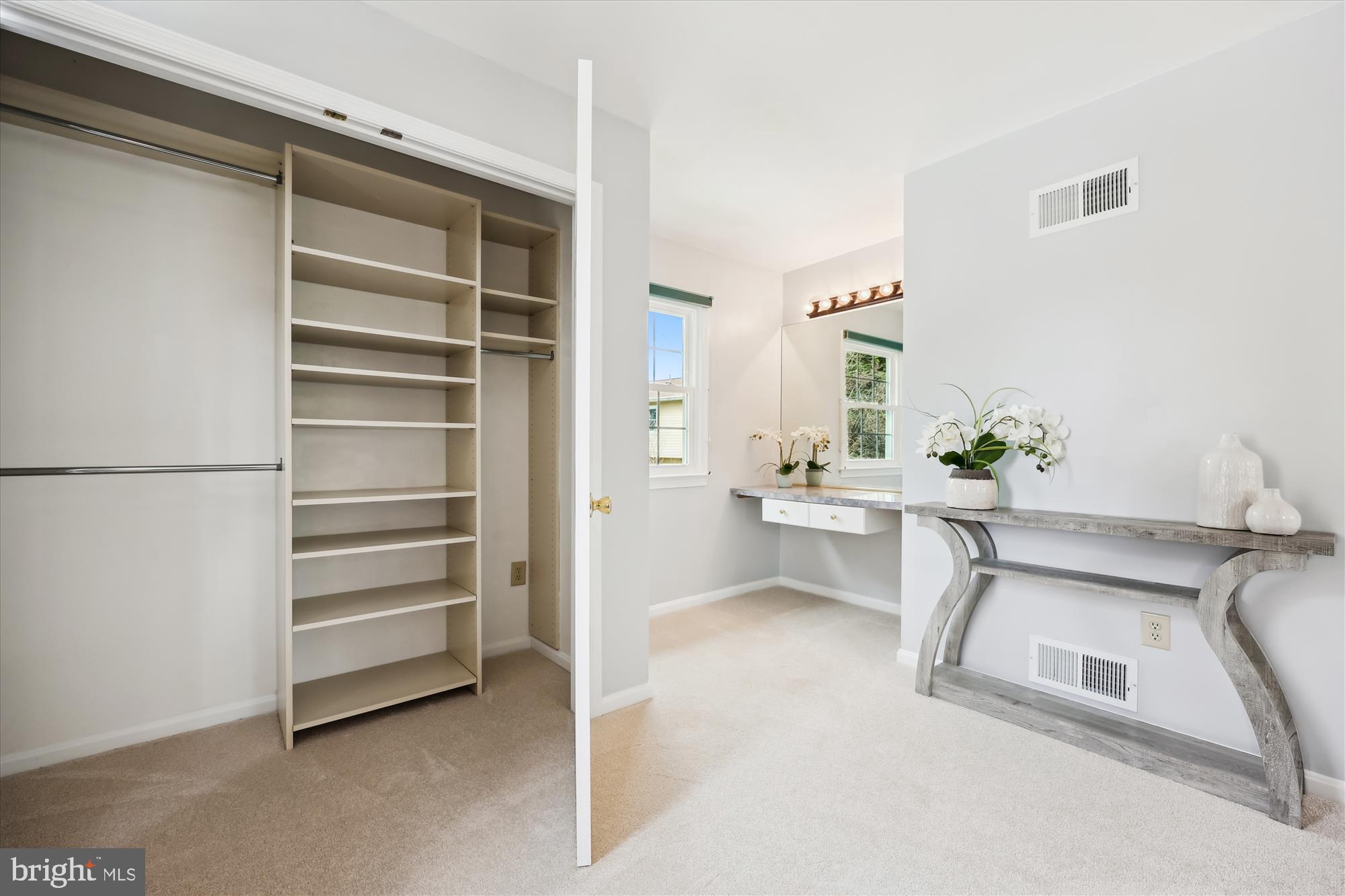 WEST RIDING - Residential