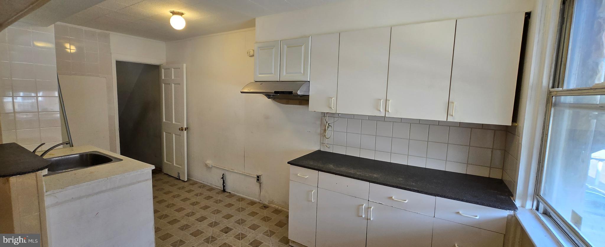 PHILADELPHIA (NORTHEAST) - Residential