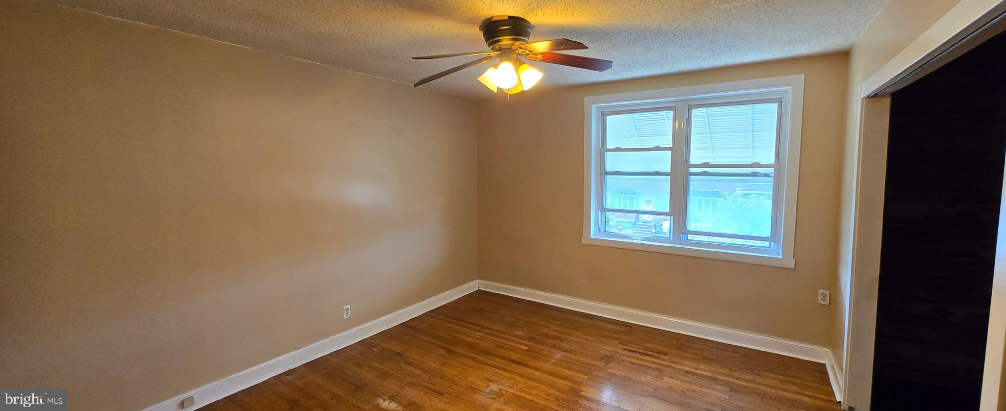 PHILADELPHIA (NORTHEAST) - Residential