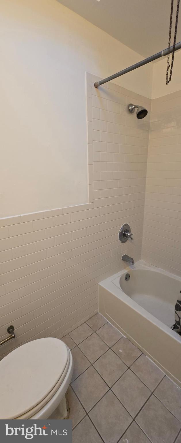 PHILADELPHIA (NORTHEAST) - Residential