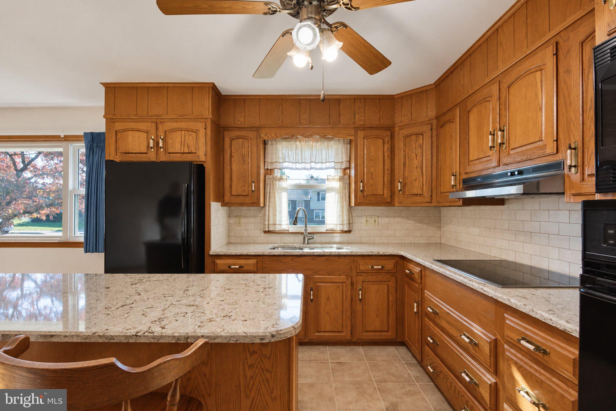 425 W VINE STREET