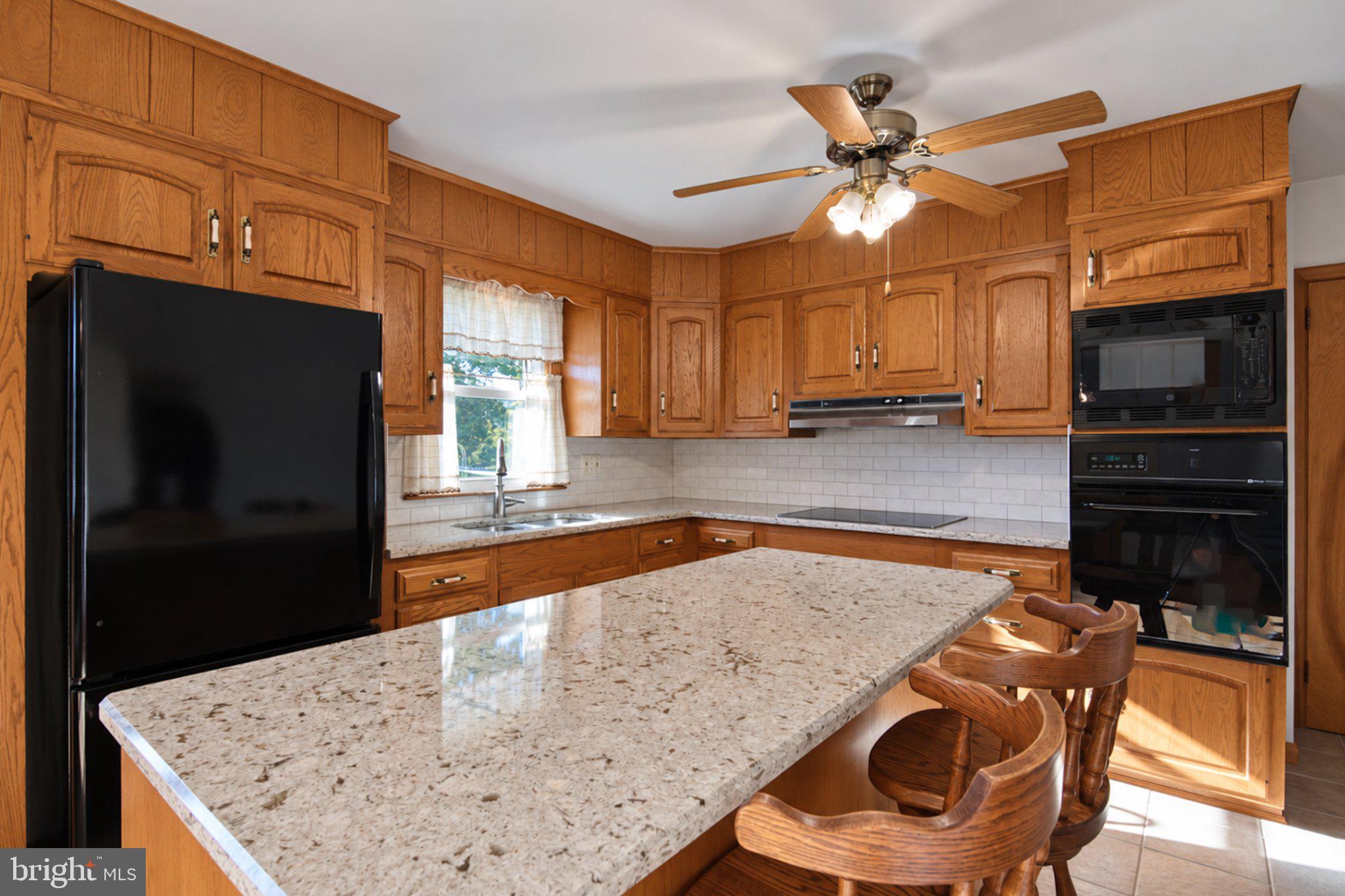 425 W VINE STREET