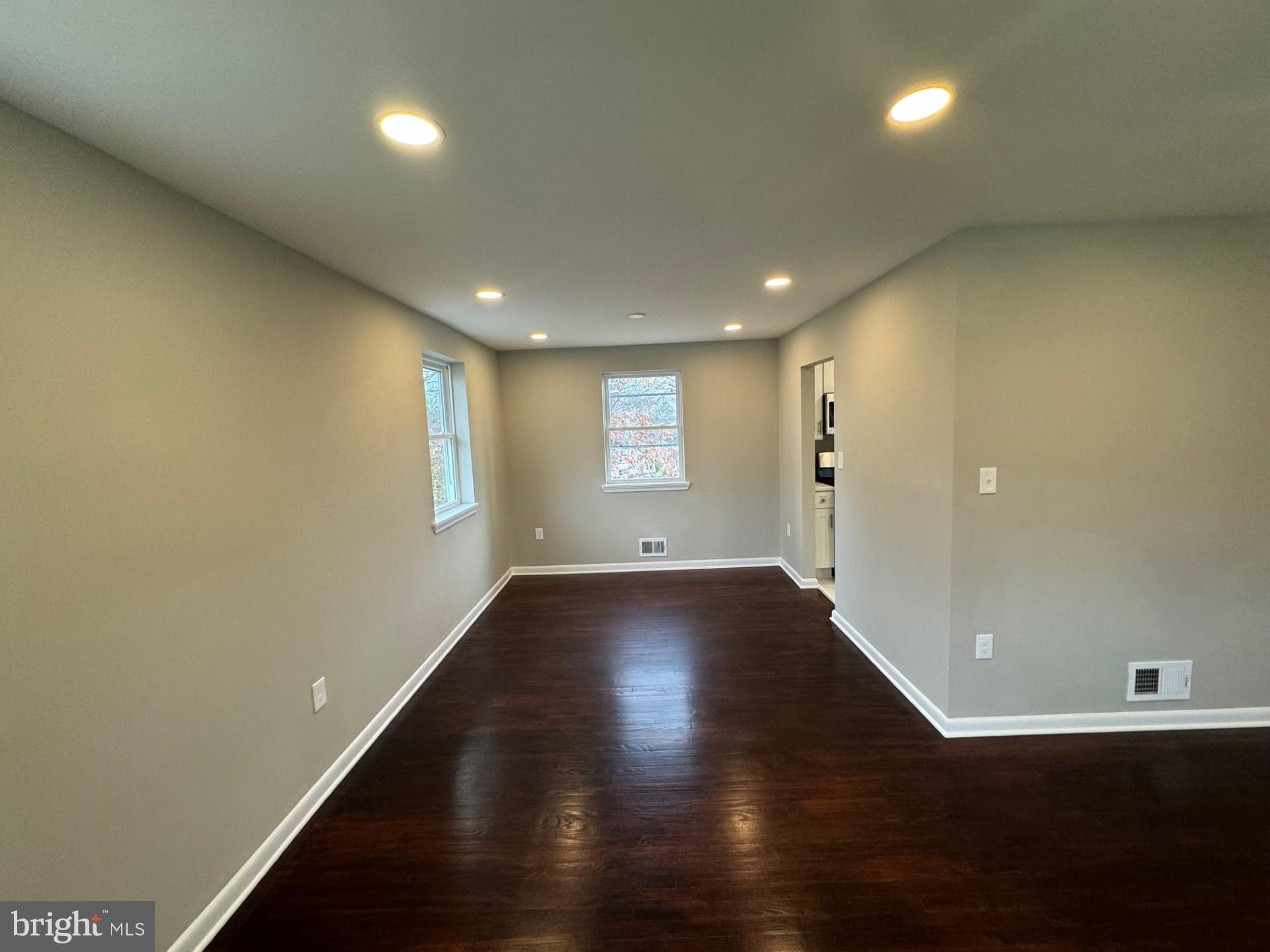 ANDREW HILLS - Residential