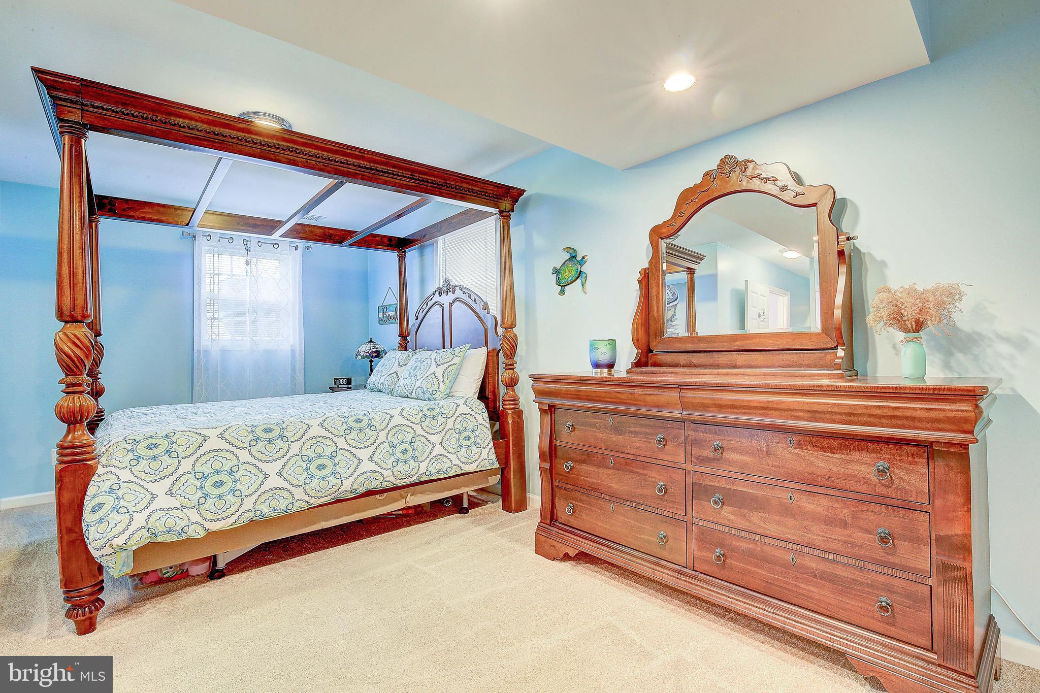 GREEN GABLES - Residential