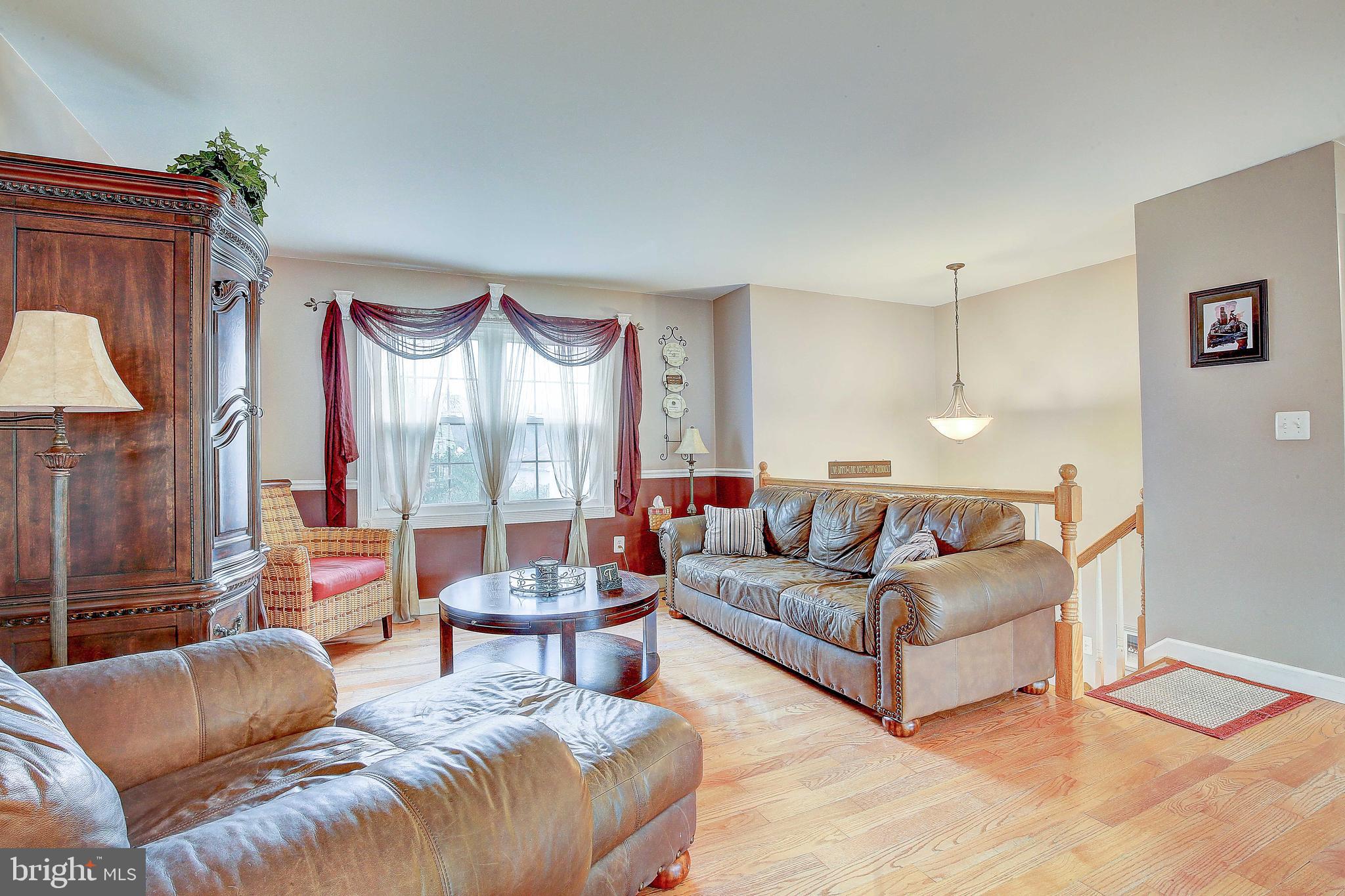 GREEN GABLES - Residential