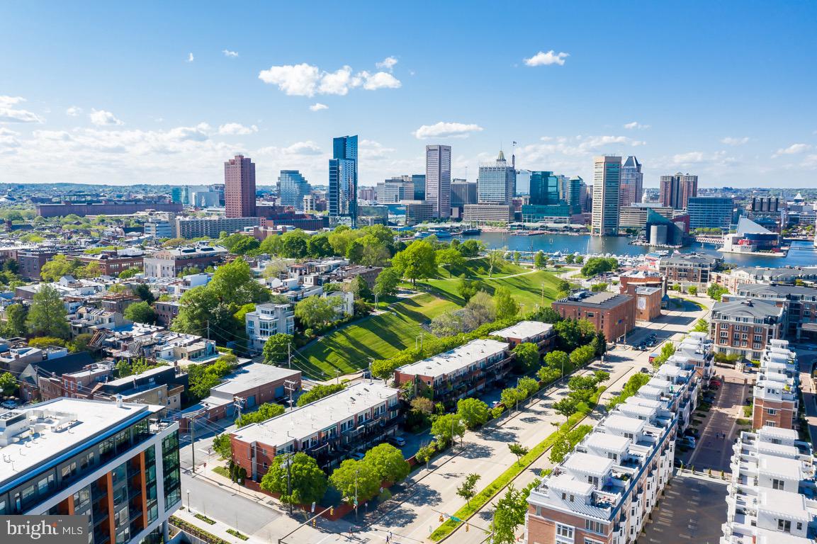 HARBORVIEW TOWERS - Residential