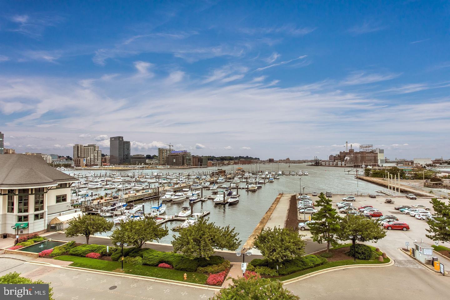 HARBORVIEW TOWERS - Residential