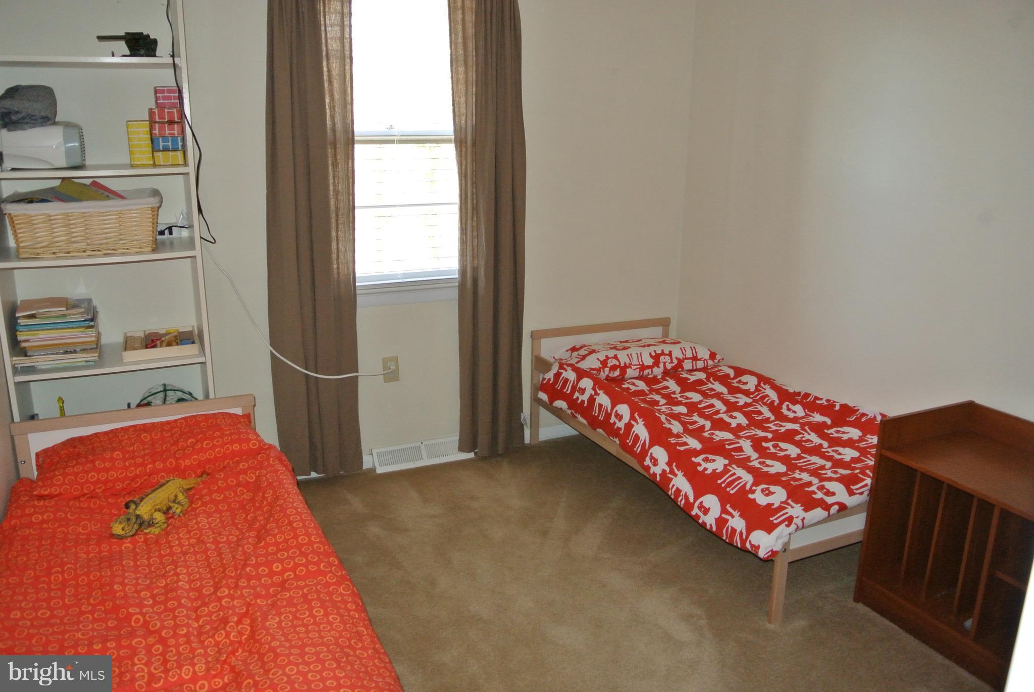 ROBIE MANOR SUB - Residential