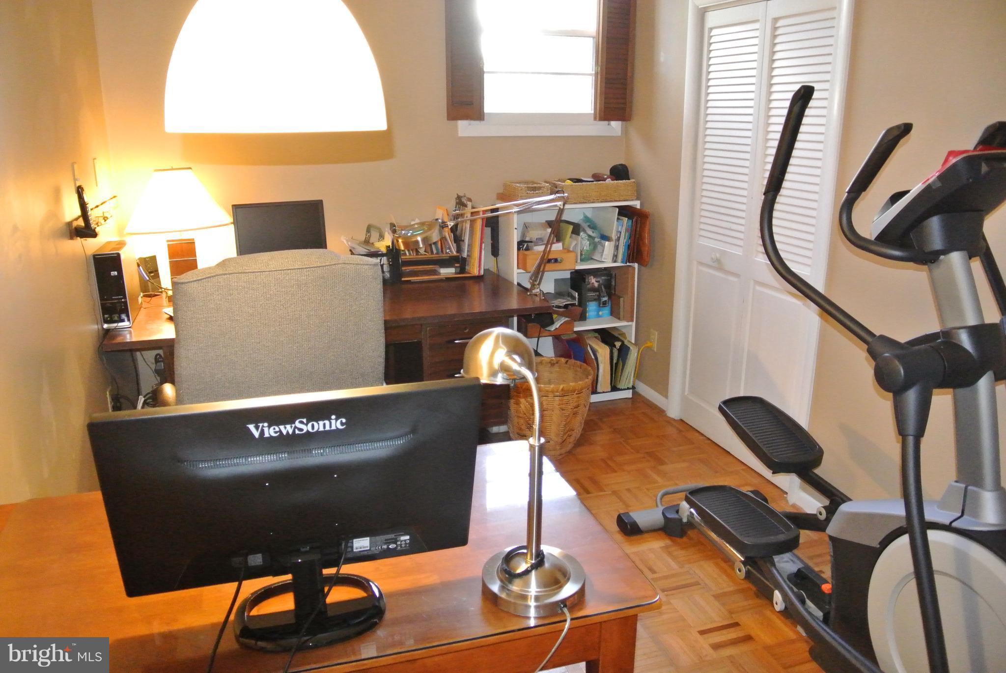 ROBIE MANOR SUB - Residential