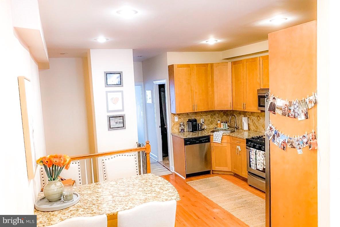 GRADUATE HOSPITAL - Residential Lease