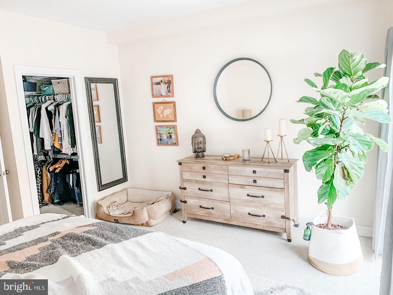 GRADUATE HOSPITAL - Residential Lease