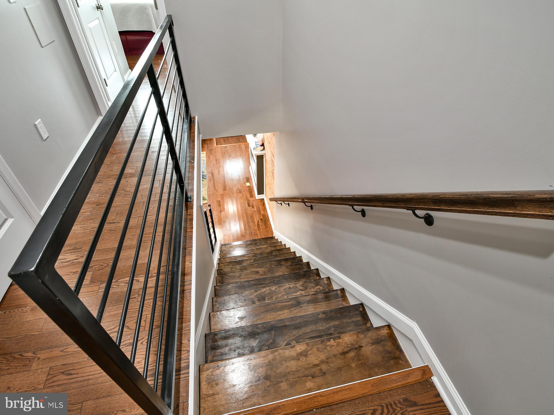 BROADWAY EAST - Residential