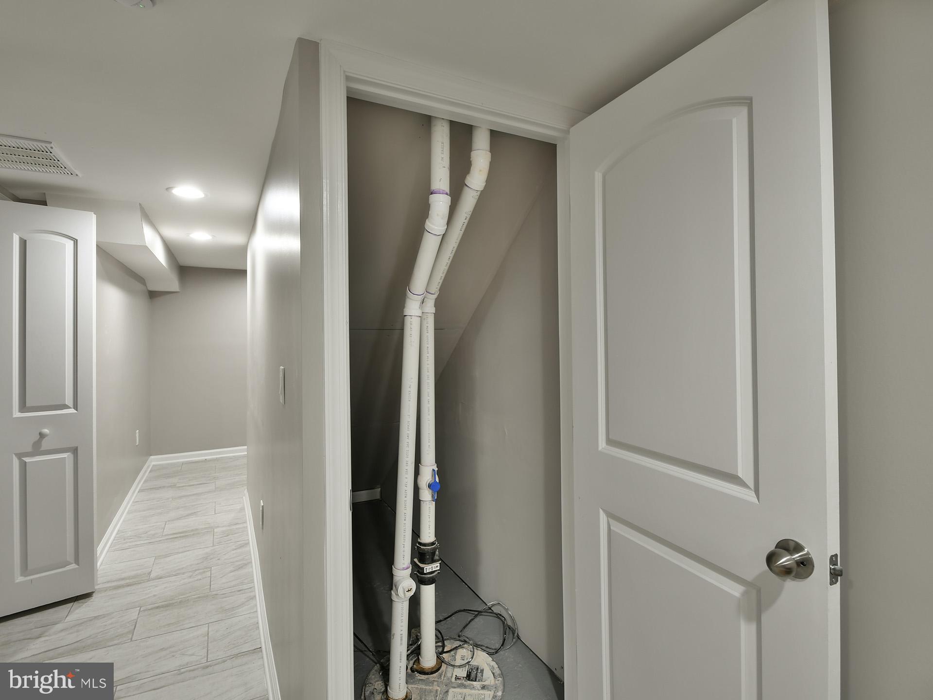 BROADWAY EAST - Residential