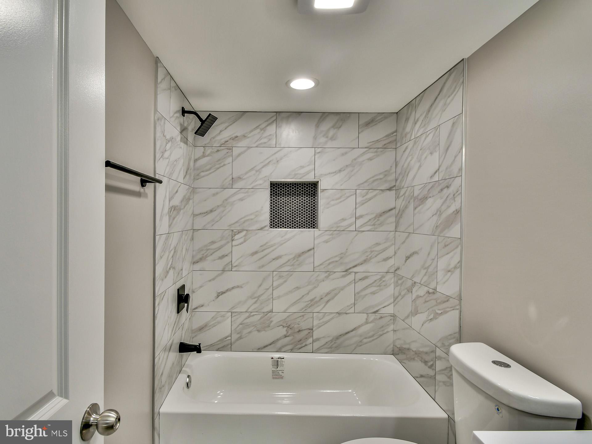 BROADWAY EAST - Residential