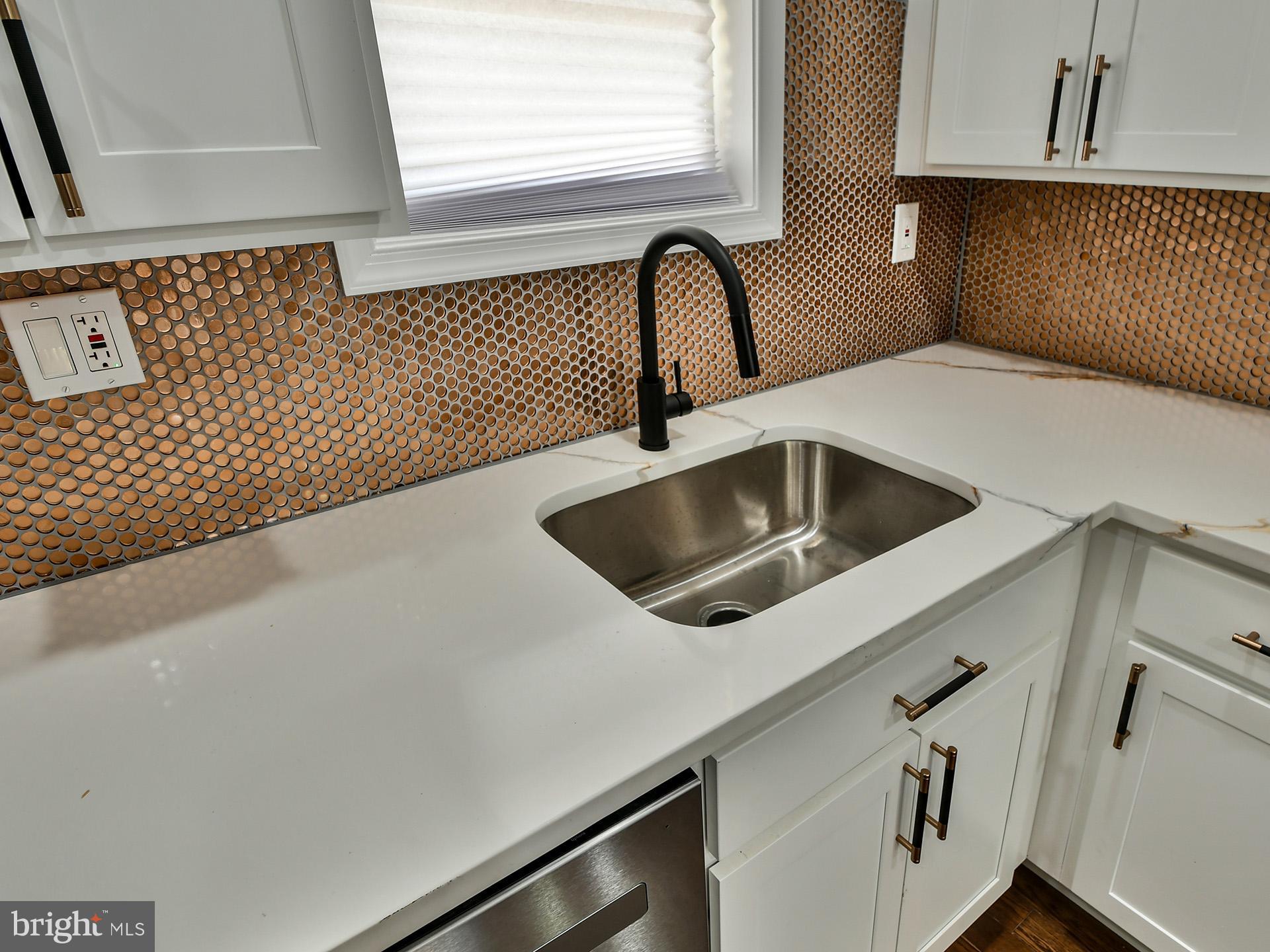 BROADWAY EAST - Residential