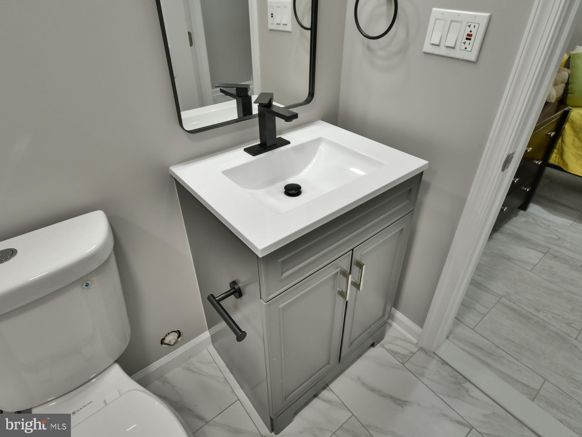 BROADWAY EAST - Residential