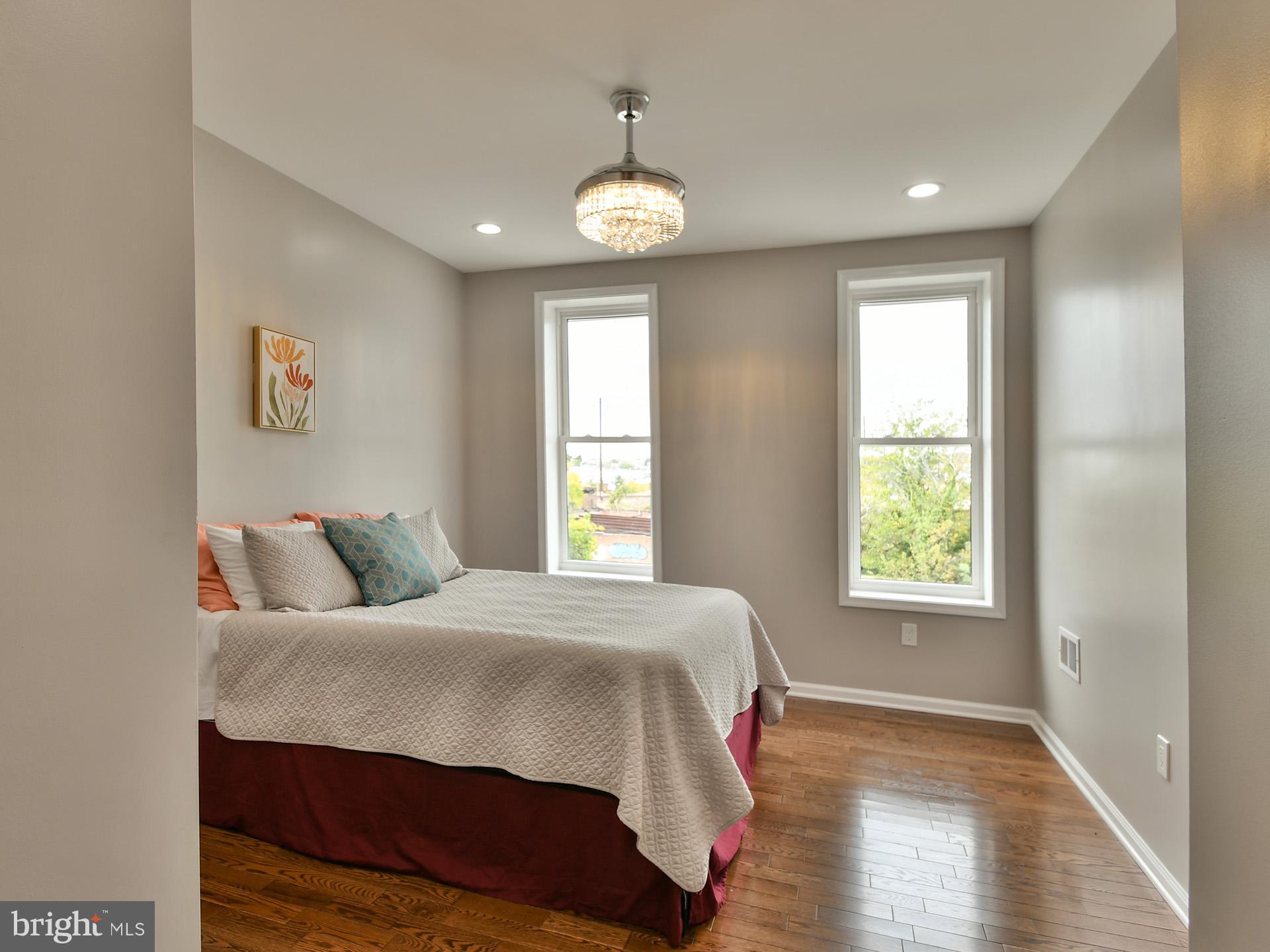 BROADWAY EAST - Residential