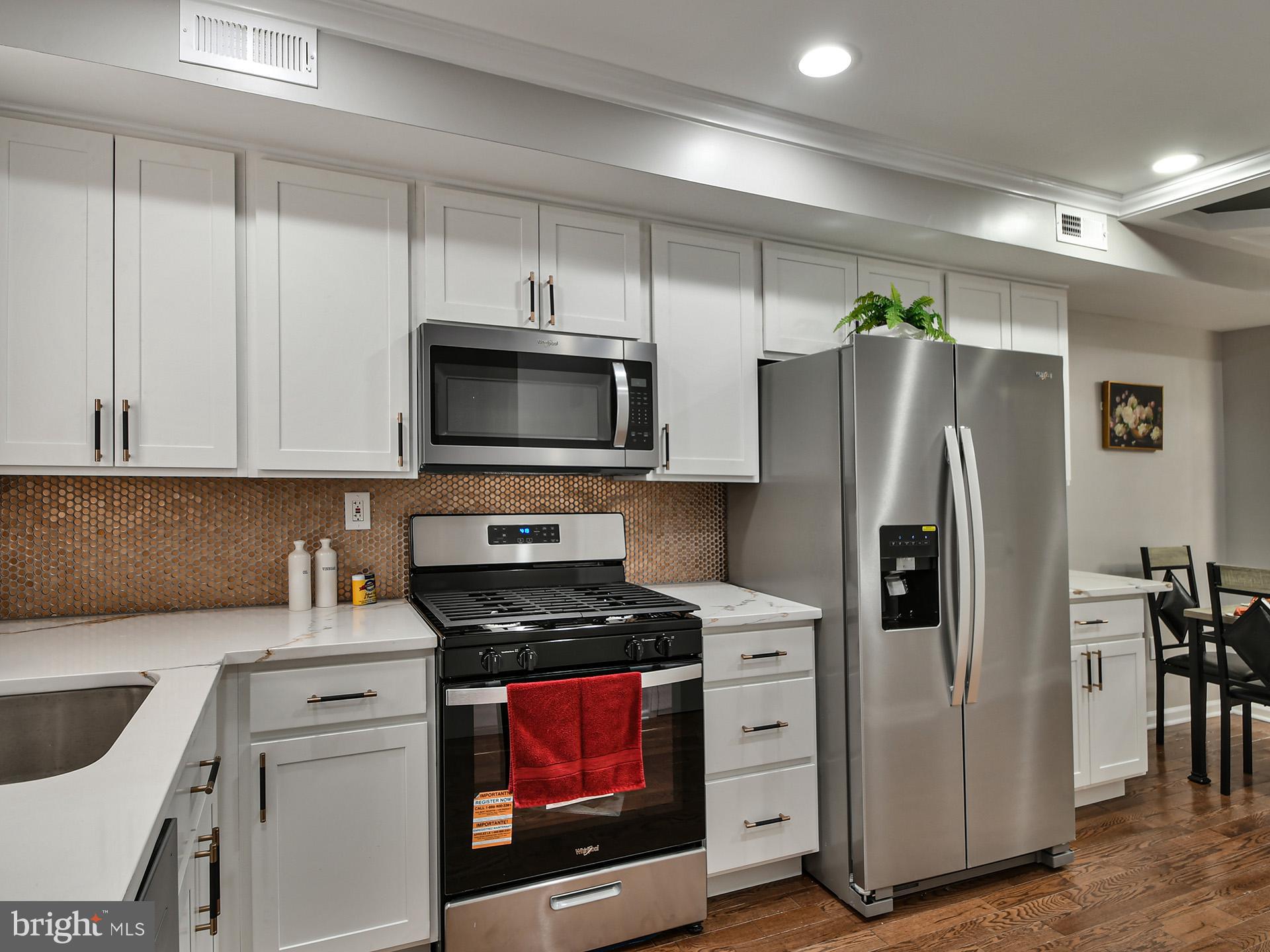 BROADWAY EAST - Residential