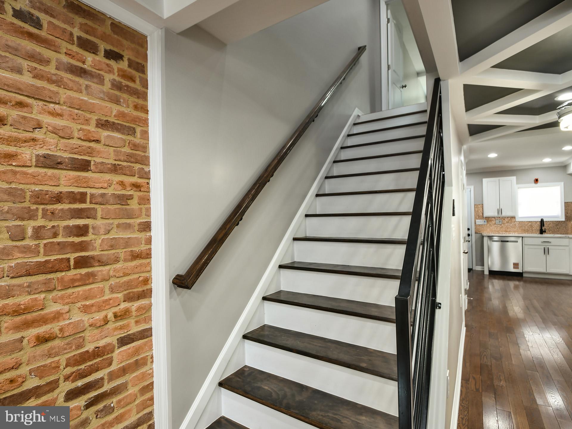 BROADWAY EAST - Residential