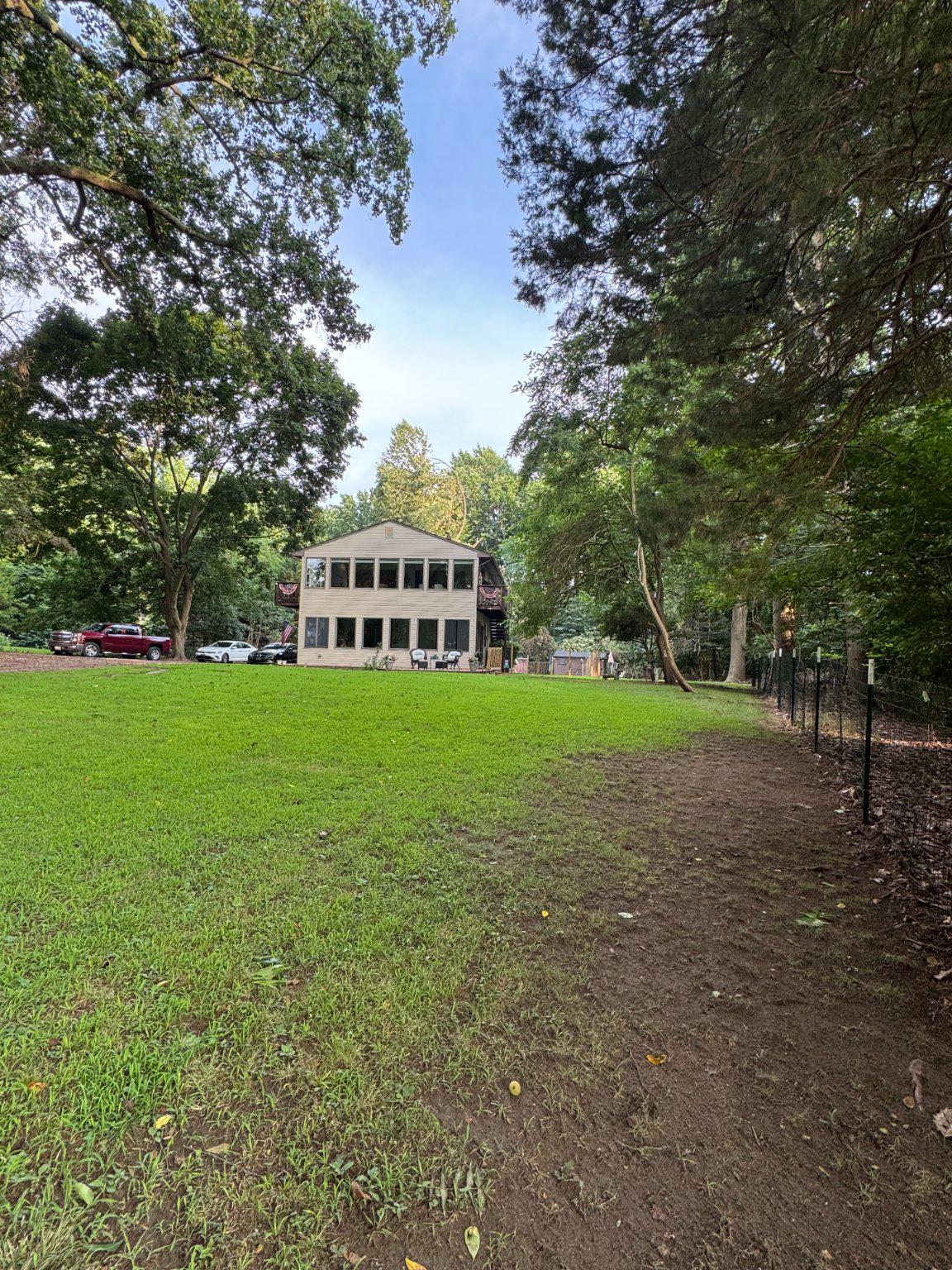 16 KENT AVENUE