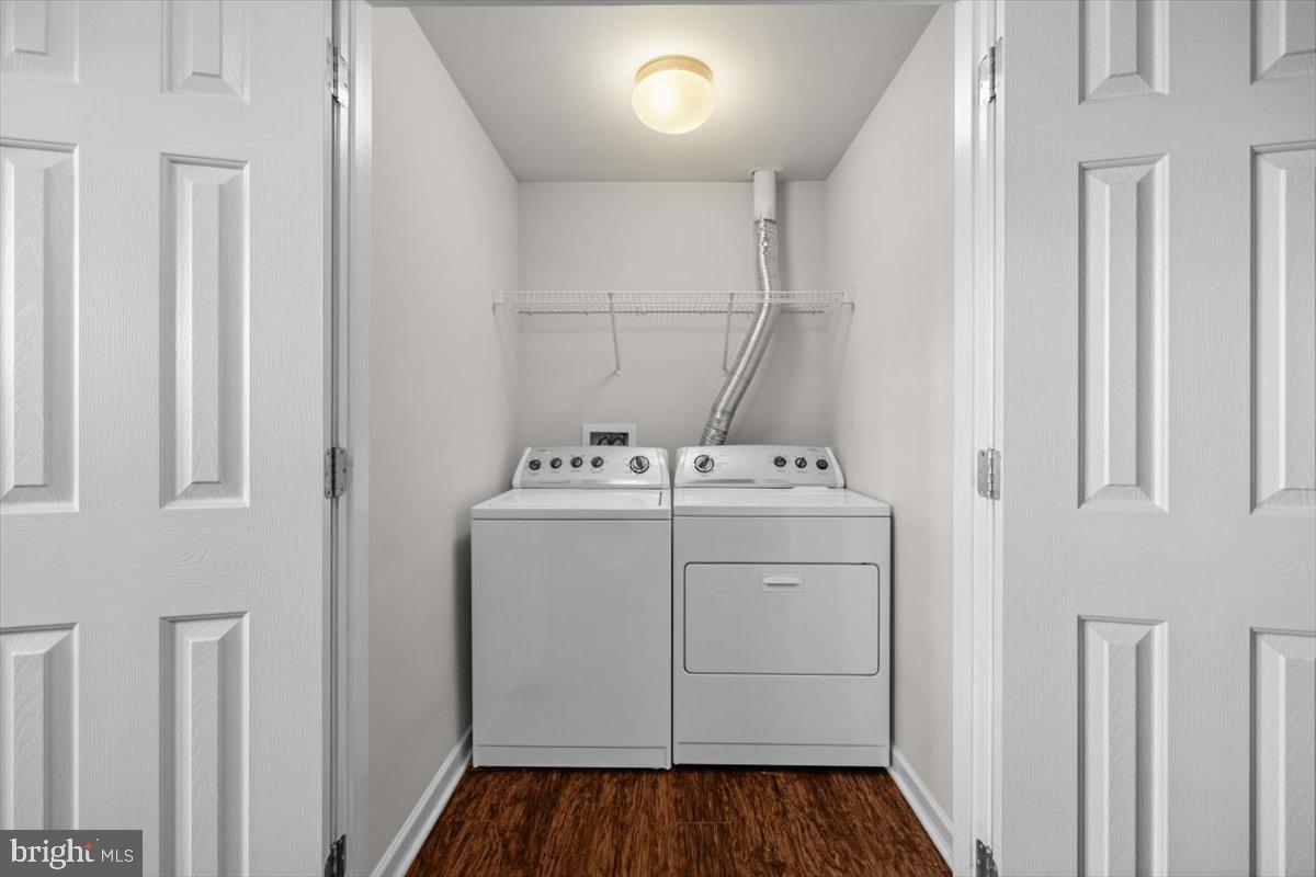 BROOKLAND MANOR - Residential