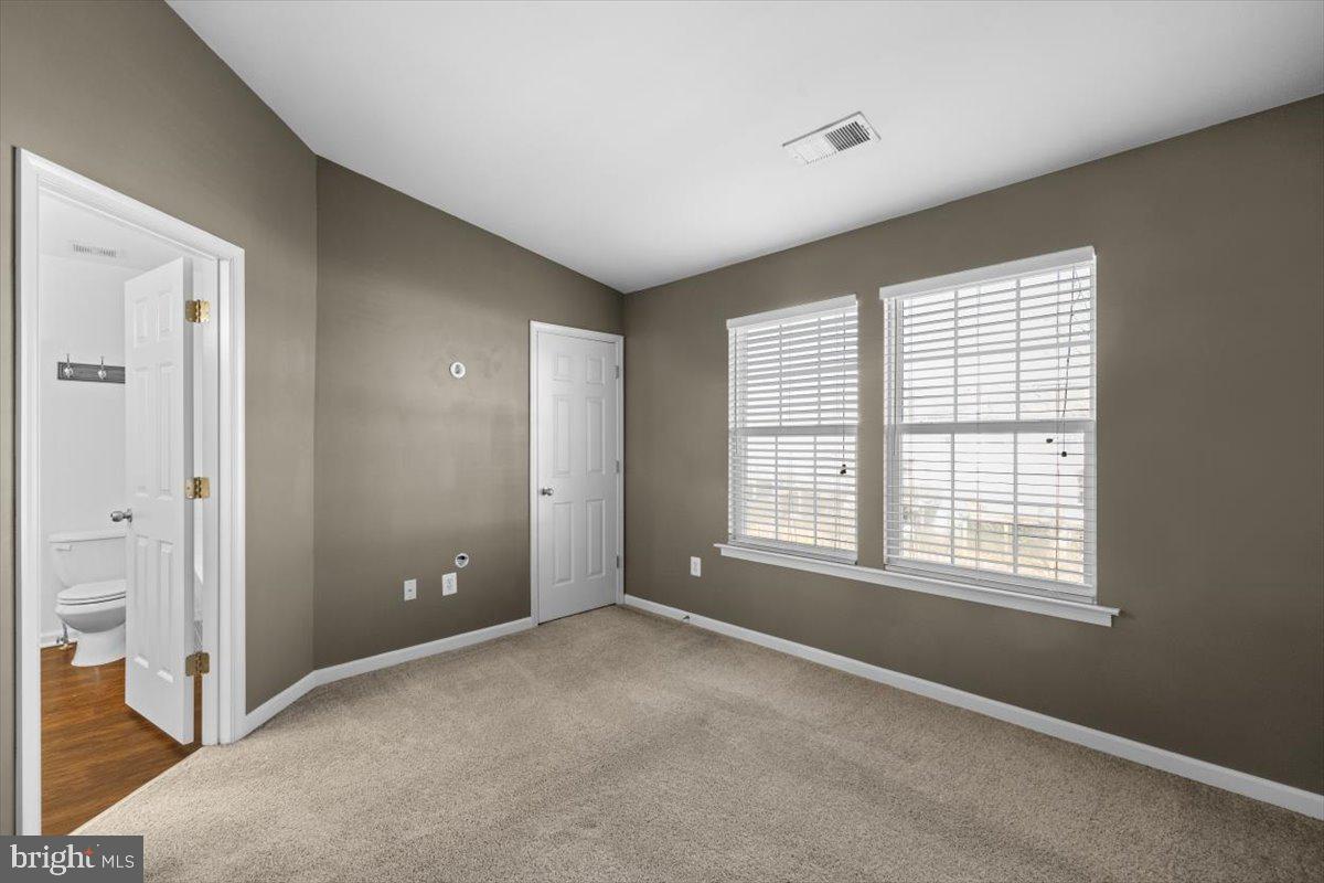 BROOKLAND MANOR - Residential