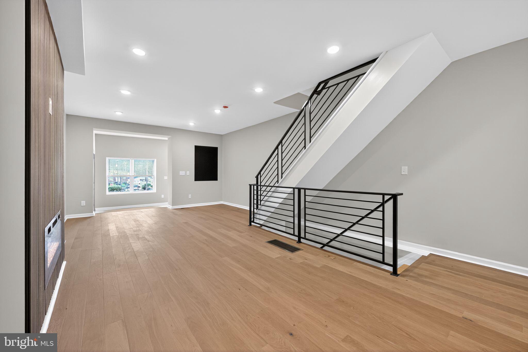 COBBS CREEK - Residential