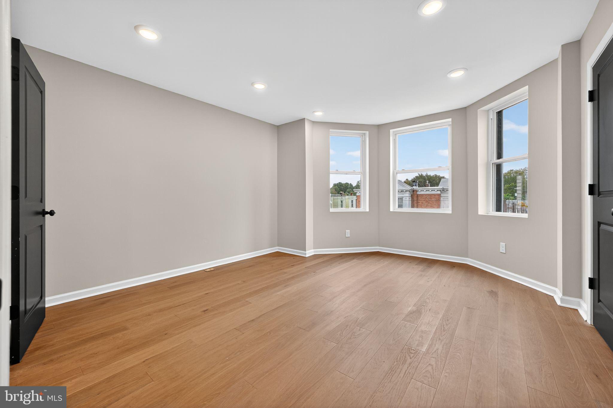 COBBS CREEK - Residential