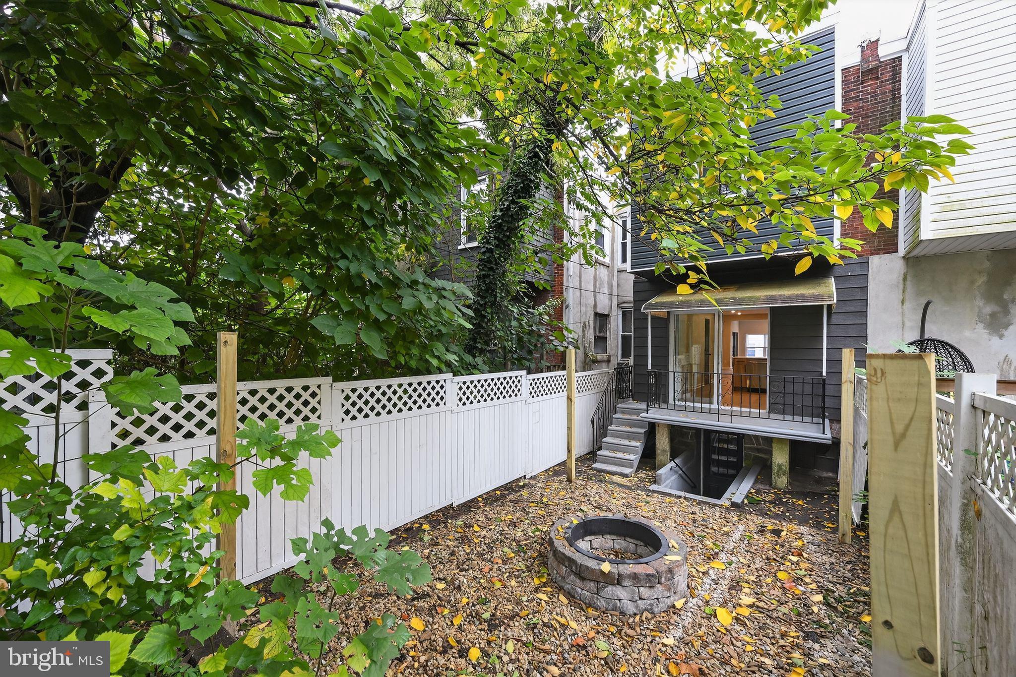 COBBS CREEK - Residential