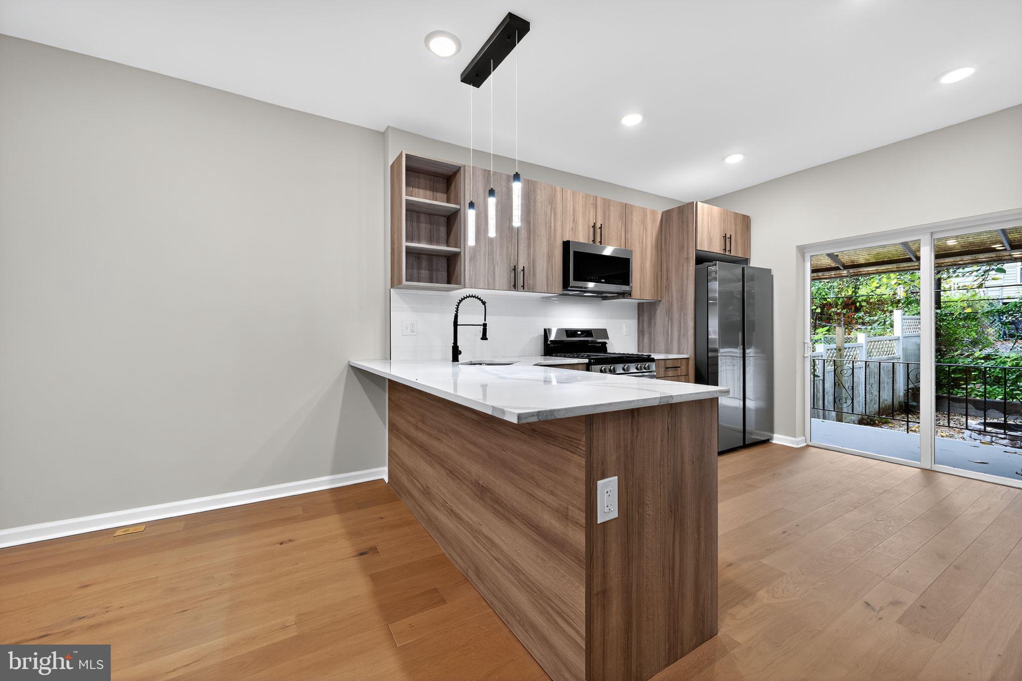 COBBS CREEK - Residential