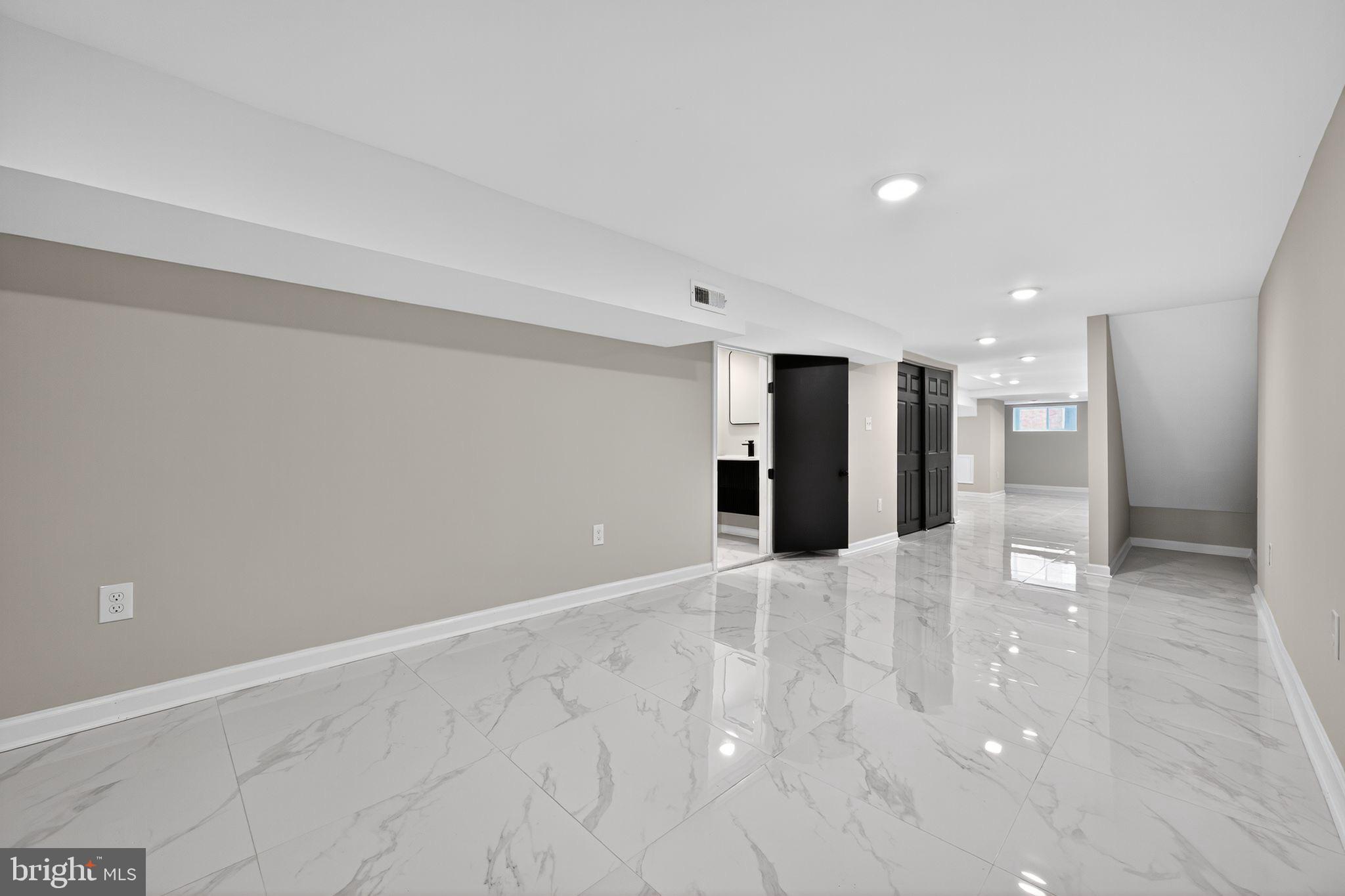 COBBS CREEK - Residential