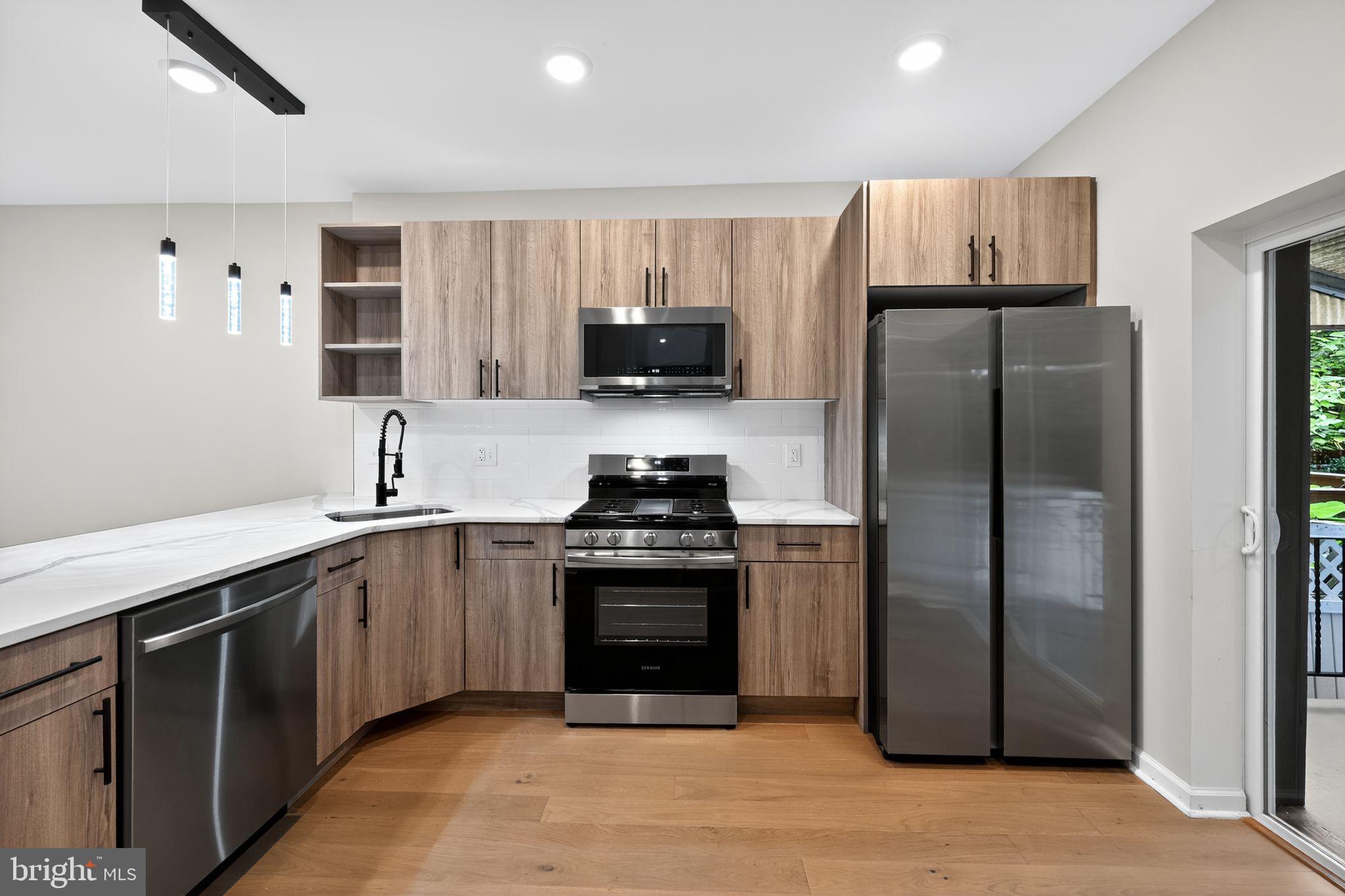 COBBS CREEK - Residential