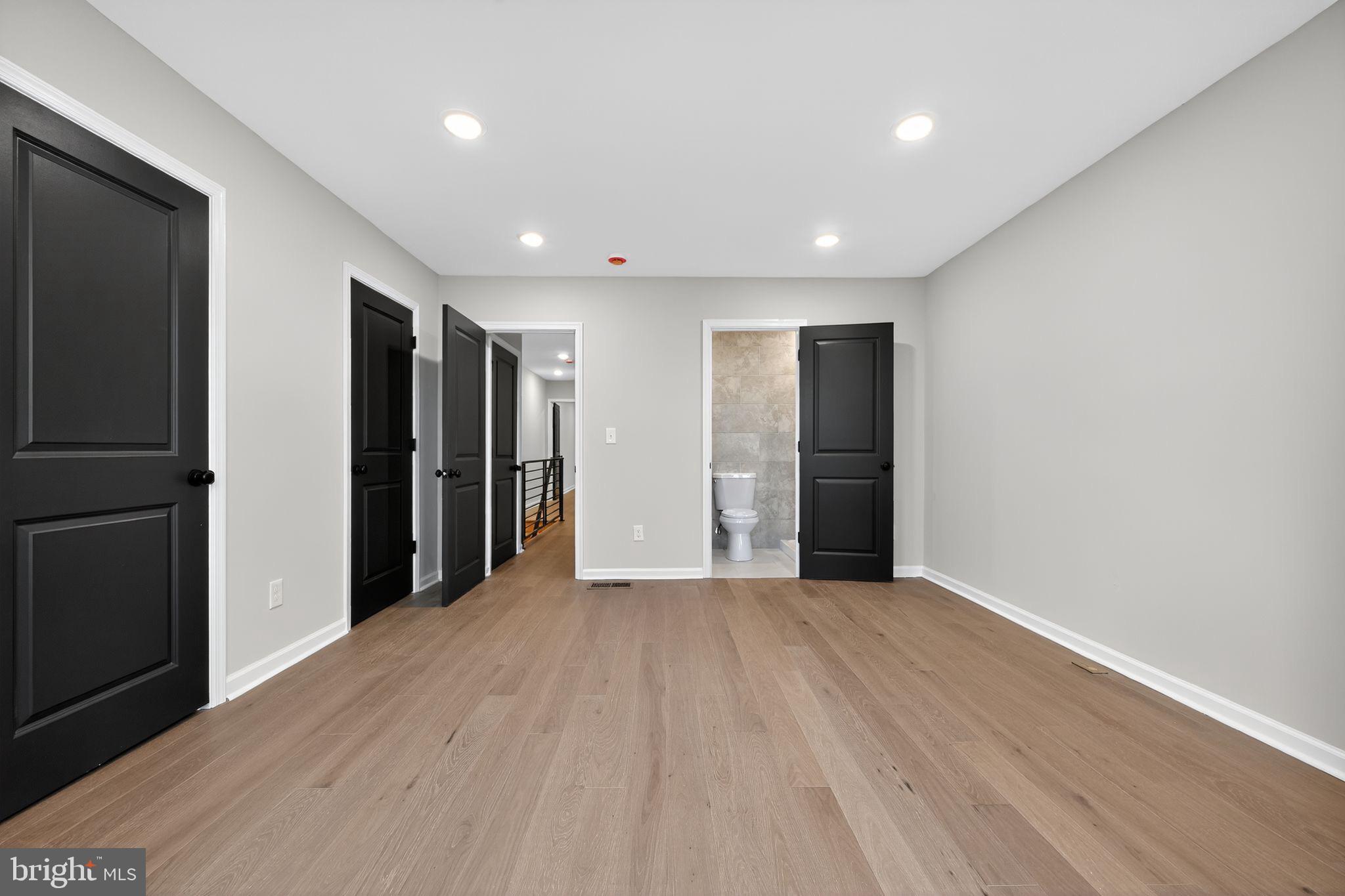 COBBS CREEK - Residential