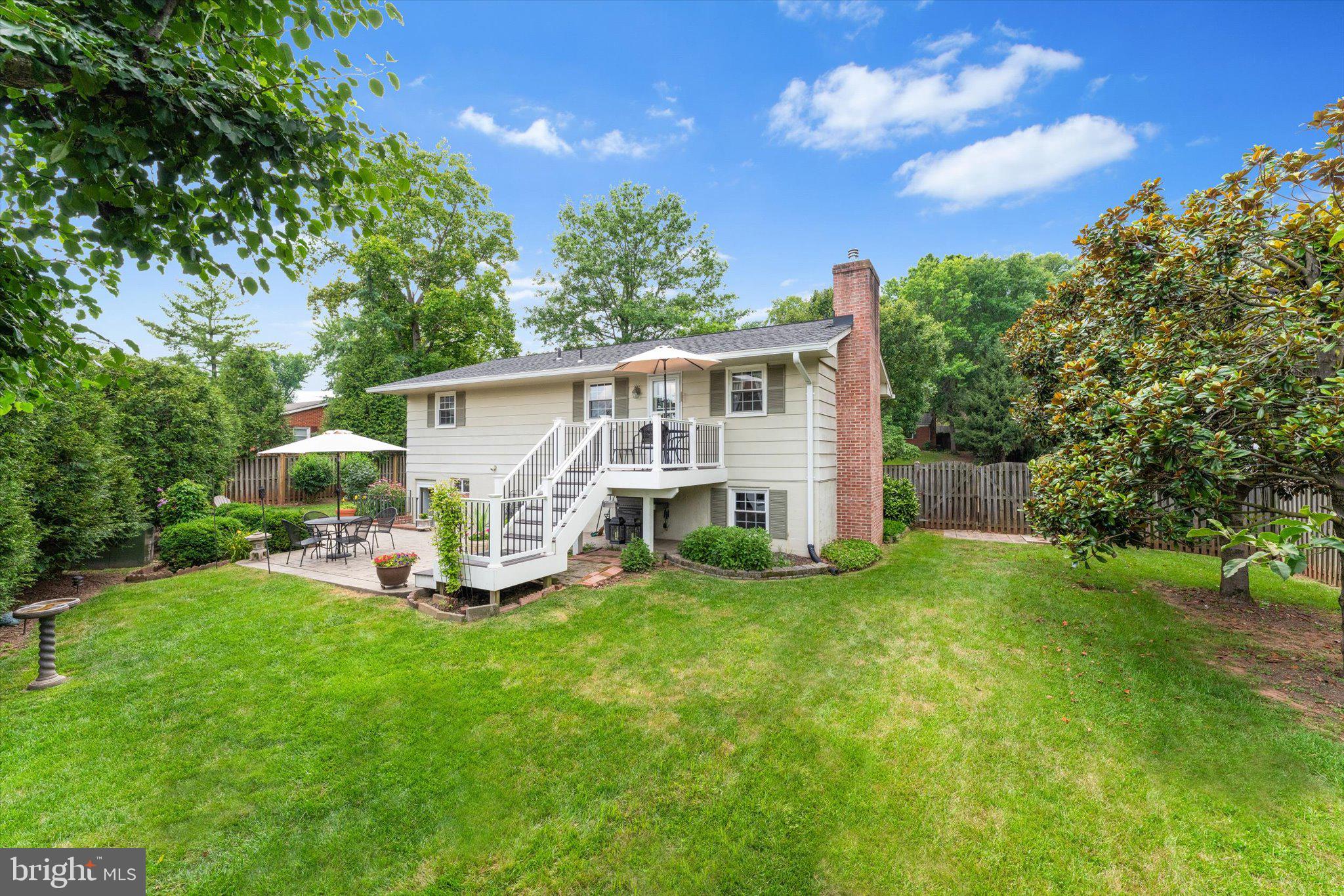 LEESBURG COUNTRY CLUB - Residential