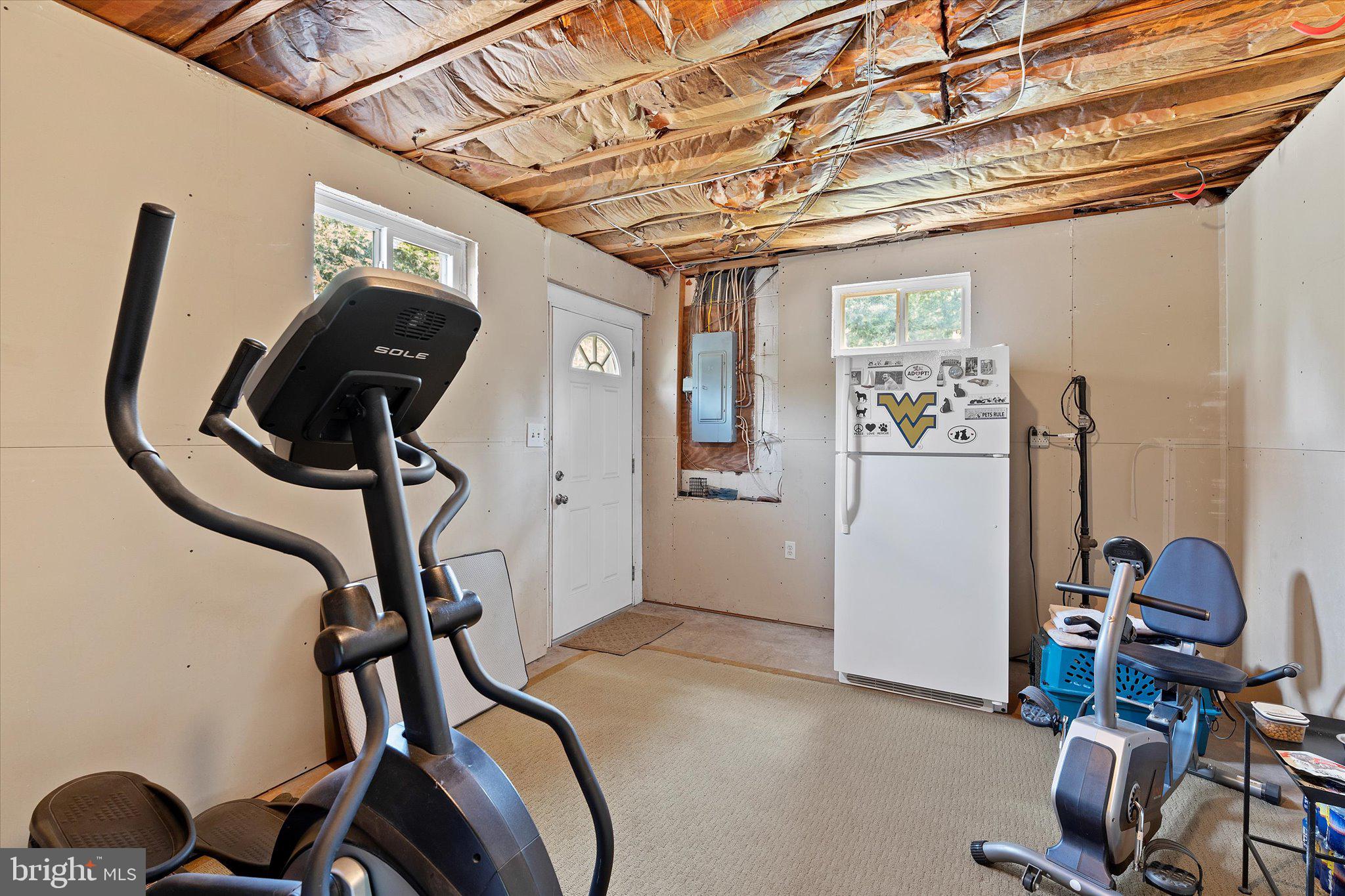 LEESBURG COUNTRY CLUB - Residential