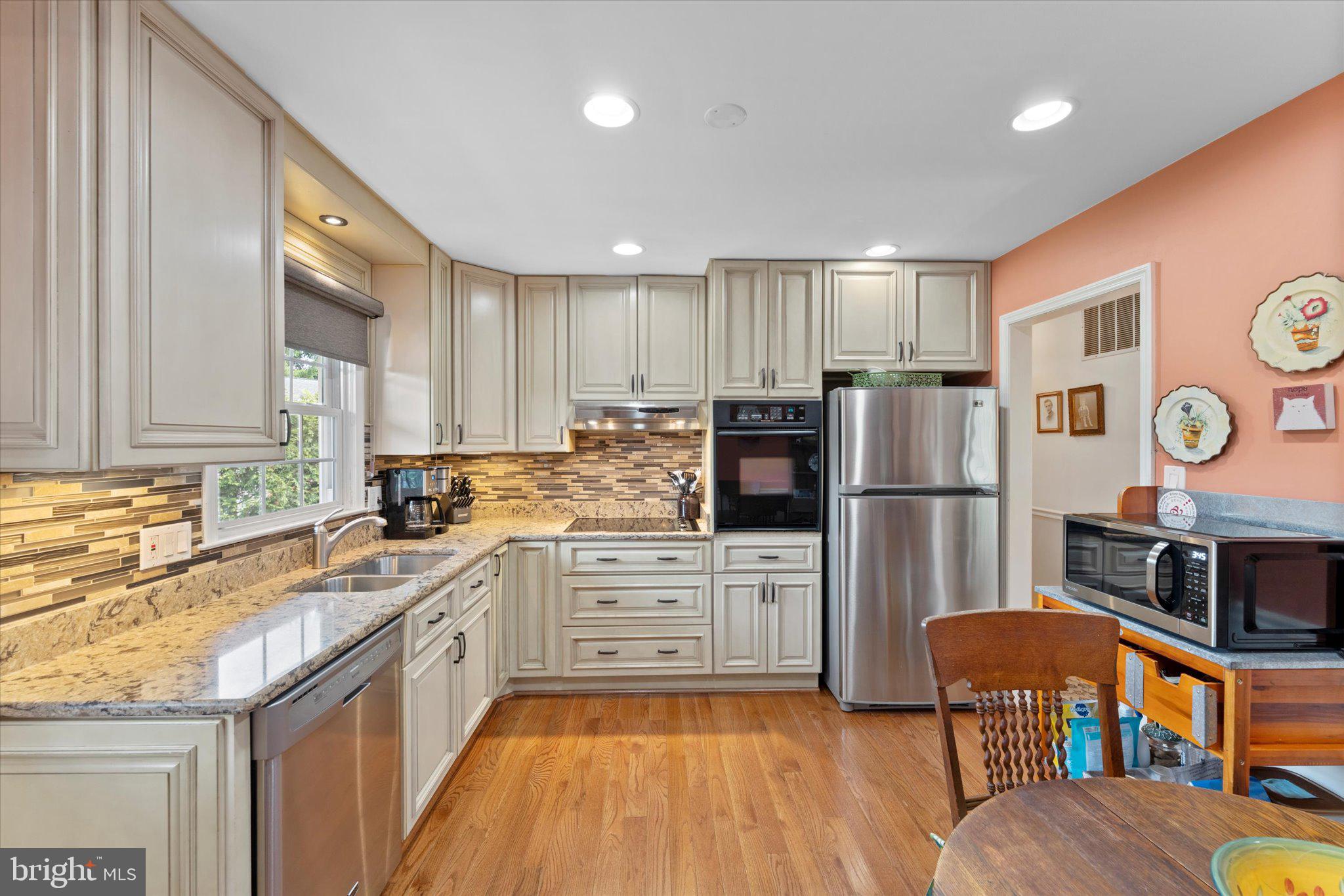 LEESBURG COUNTRY CLUB - Residential