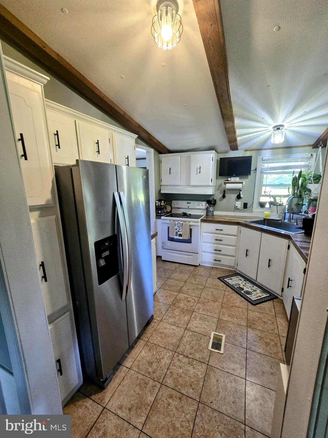 NONE  NO HOA - Residential