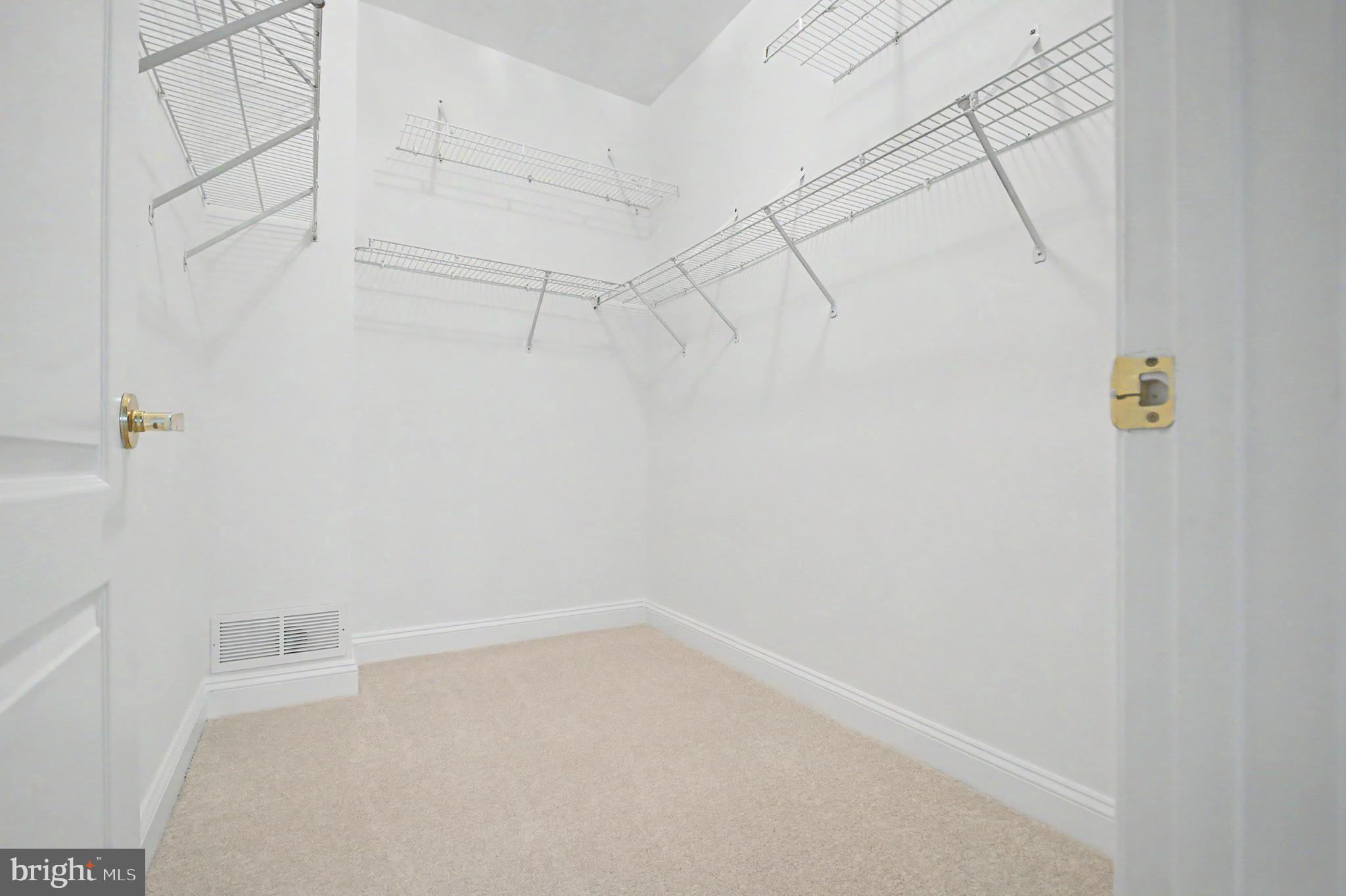 HERITAGE HARBOUR - Residential