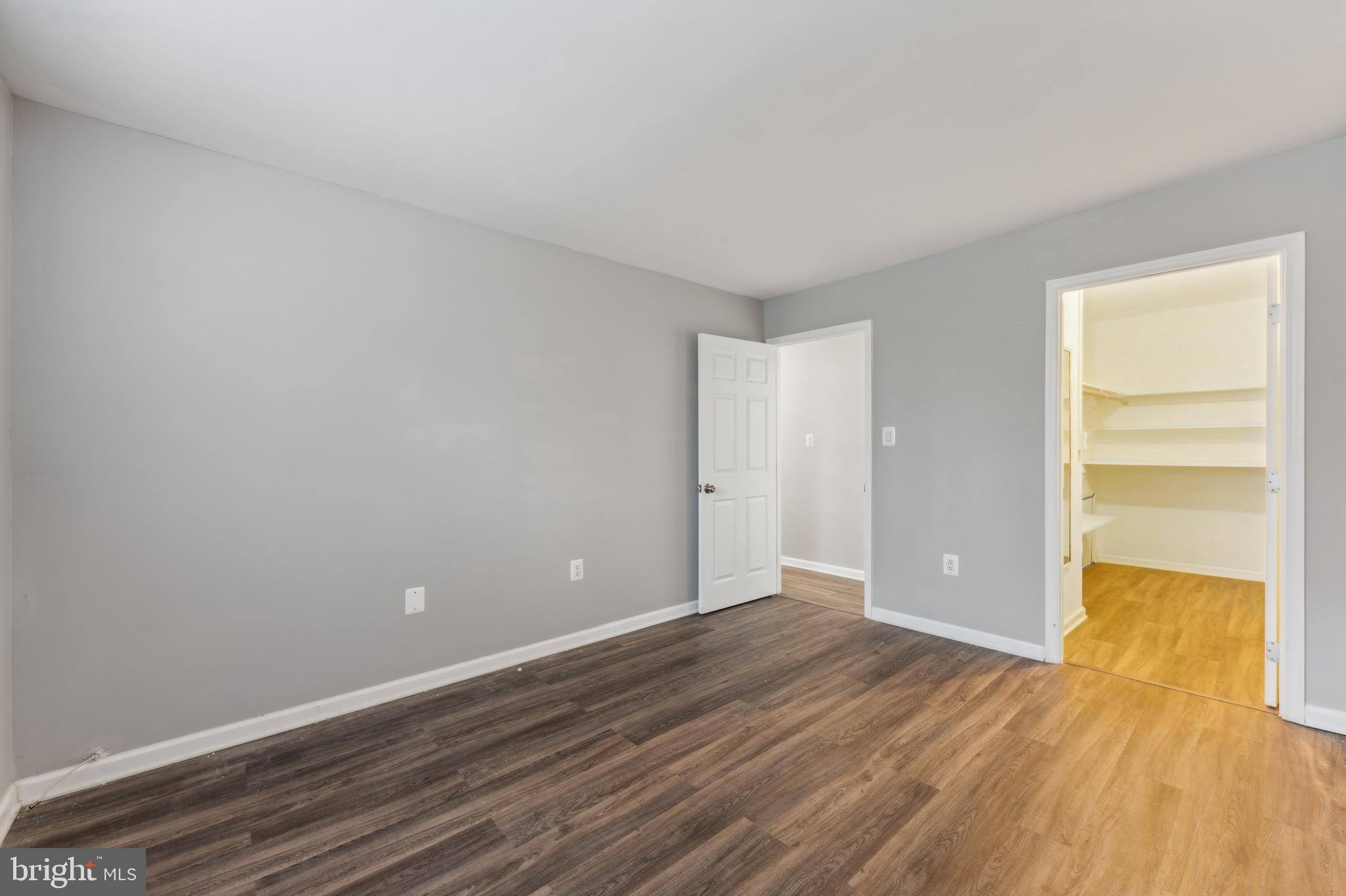 FAIRFAX WEST CONDOS - Residential Lease